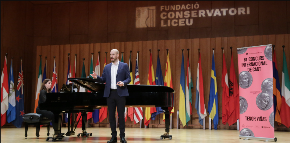 El baríton Lluís Calvet triomfa amb 7 premis al Concurs Tenor Viñas