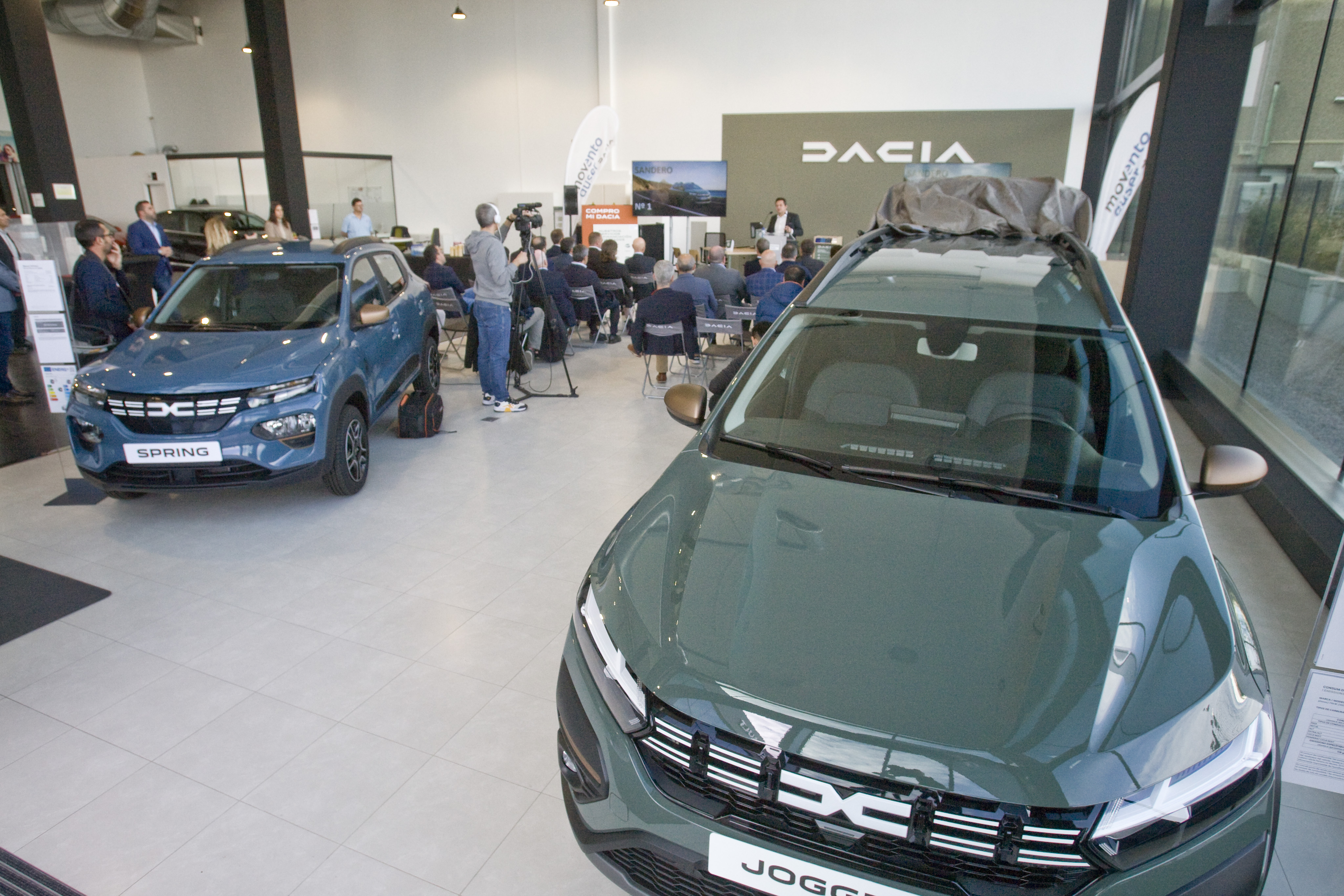 Dacia presenta a Terrassa la seva nova imatge - 