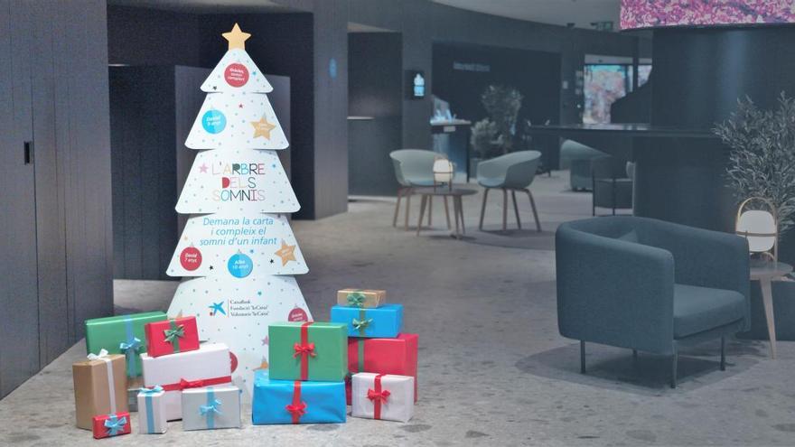 Un Arbre dels Somnis amb 420 regals infantils