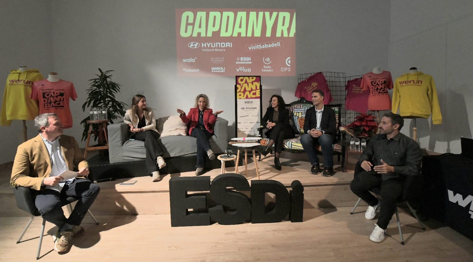 La Cap d'AnyRace 2023 es presenta vestida de rècord a l'Escola Superior de Disseny ESDI