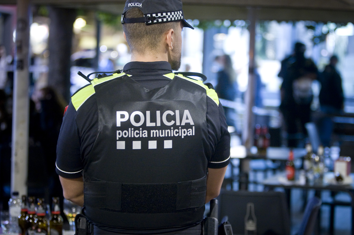 Troben a Terrassa una bossa robada amb 1.000 euros a dins