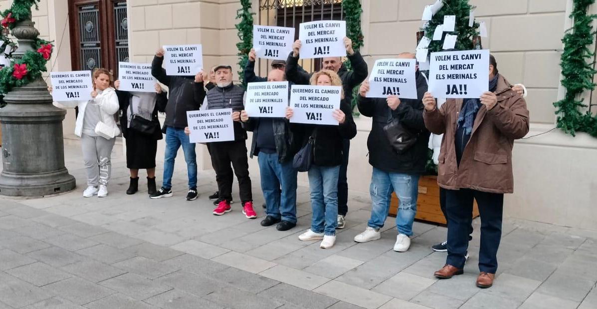 Els marxants dels Merinals volen canviar d’ubicació: “No venem res, no hi ha gent”