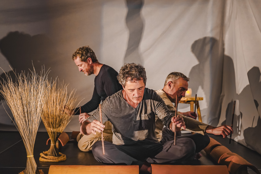 La companyia basca Txalap.Art al festival elPetit: “Ens ha canviat haver estat pares”