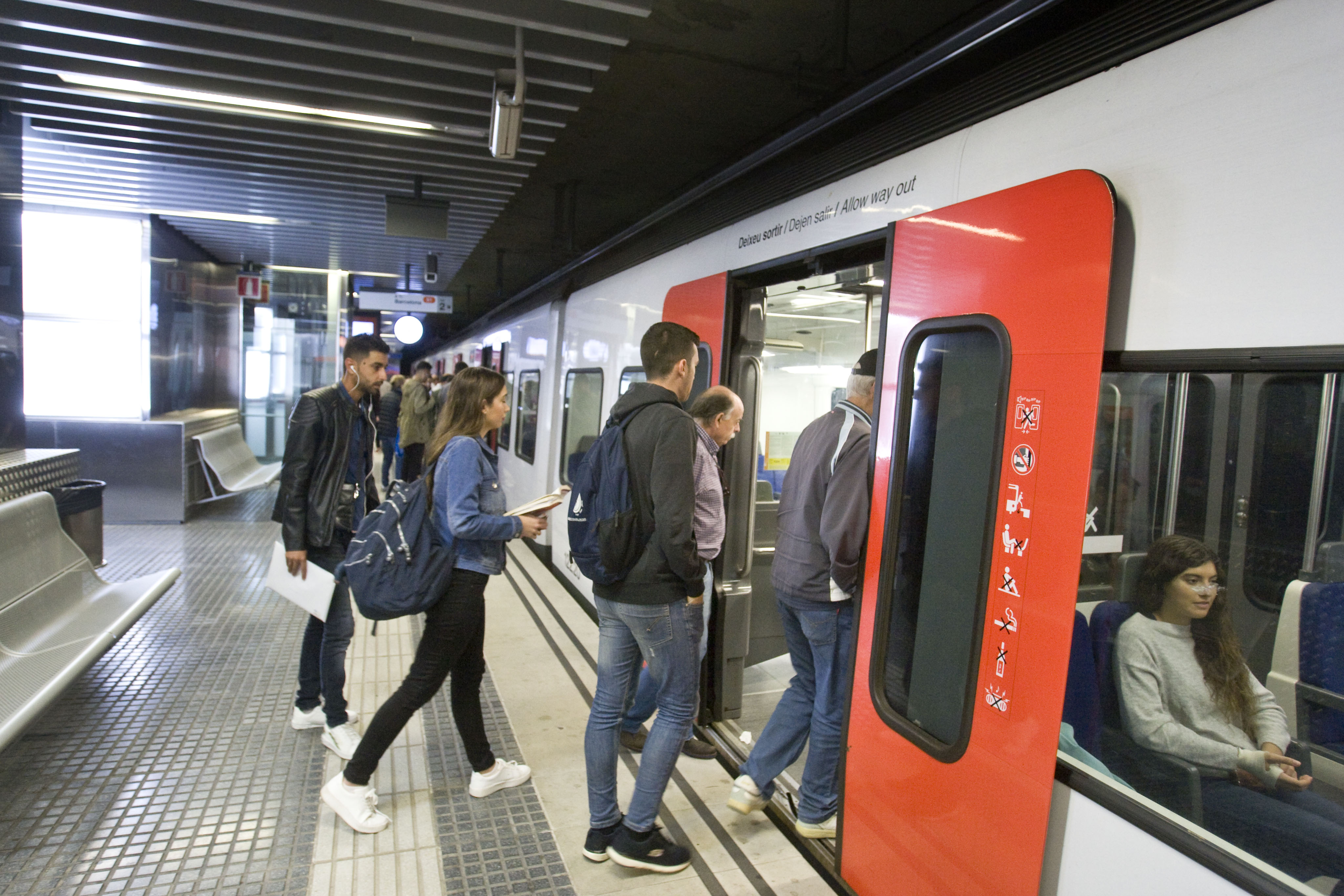 FGC bat rècord a Terrassa i supera els 5 milions de viatgers - 