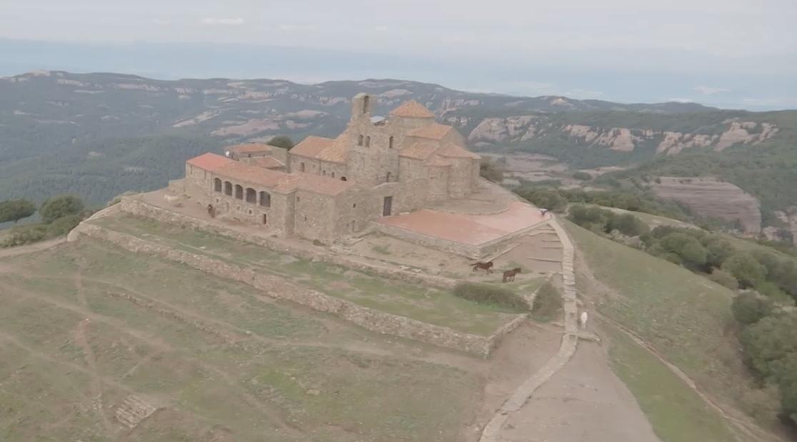 ENQUESTA | Creus que s'ha de canviar el model del restaurant de la Mola?