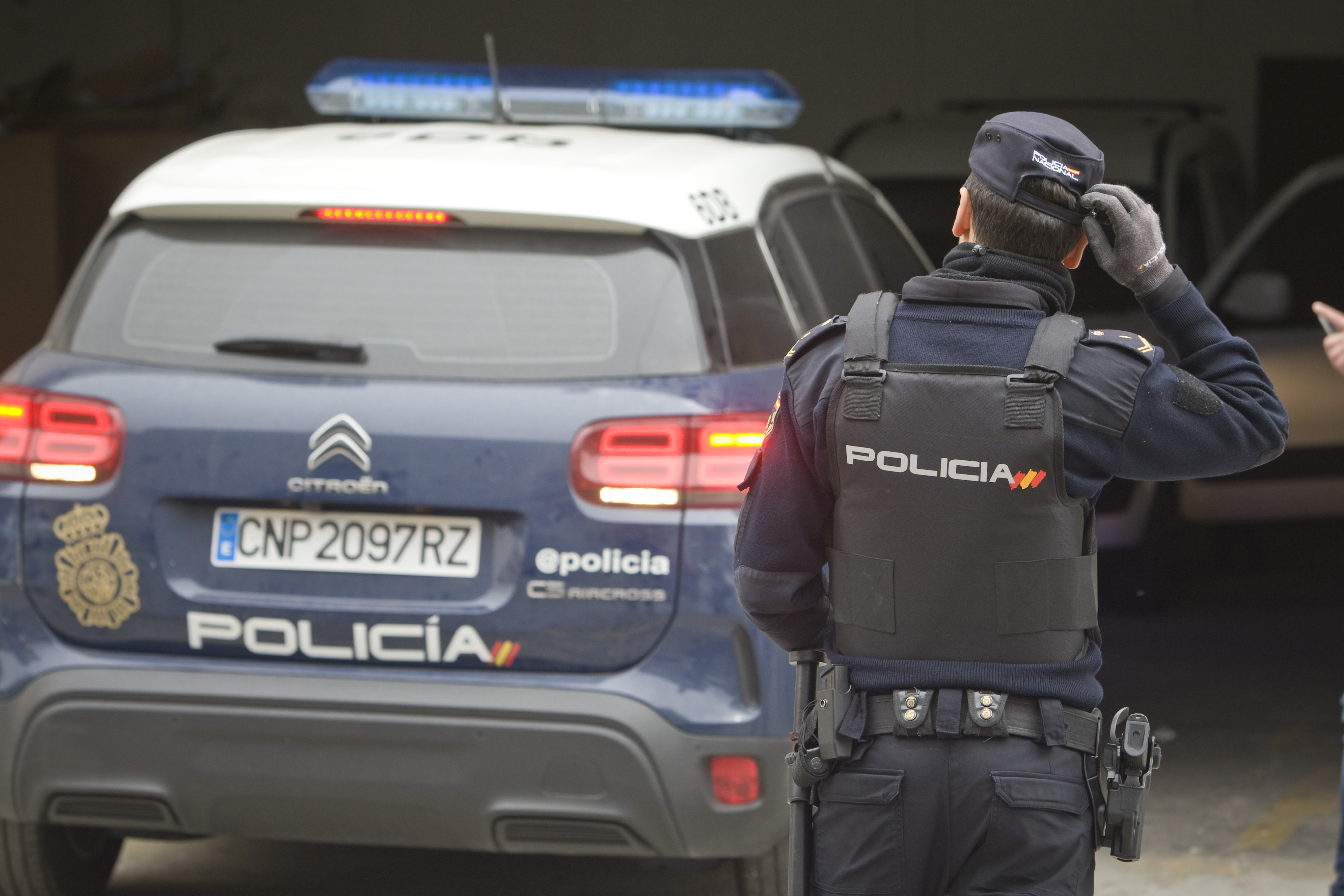 Detingut a Terrassa un home per cremar viva la seva dona