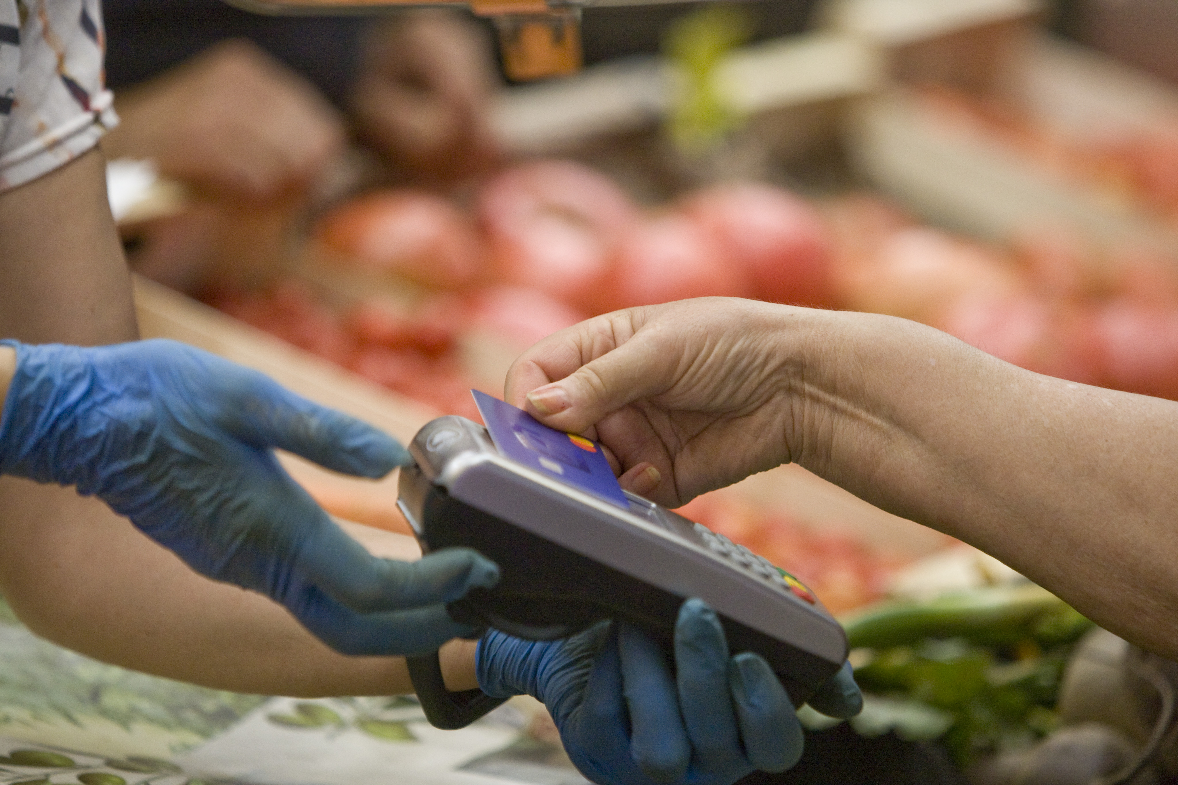 La inflació es modera sis dècimes al febrer fins al 2,8%, segons l'indicador avançat