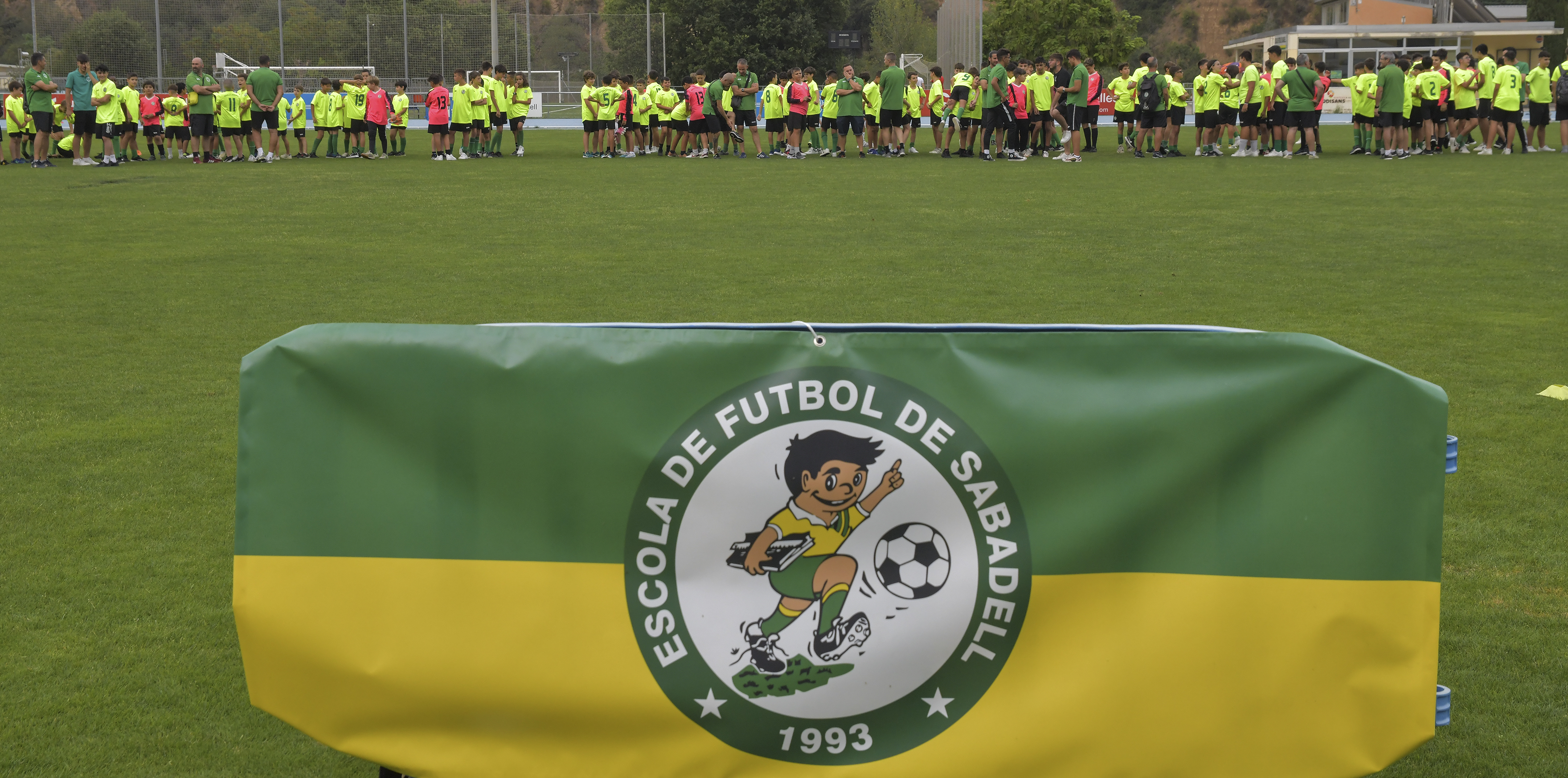 L'Escola de Futbol de Sabadell, trenta anys ensenyant futbol i valors