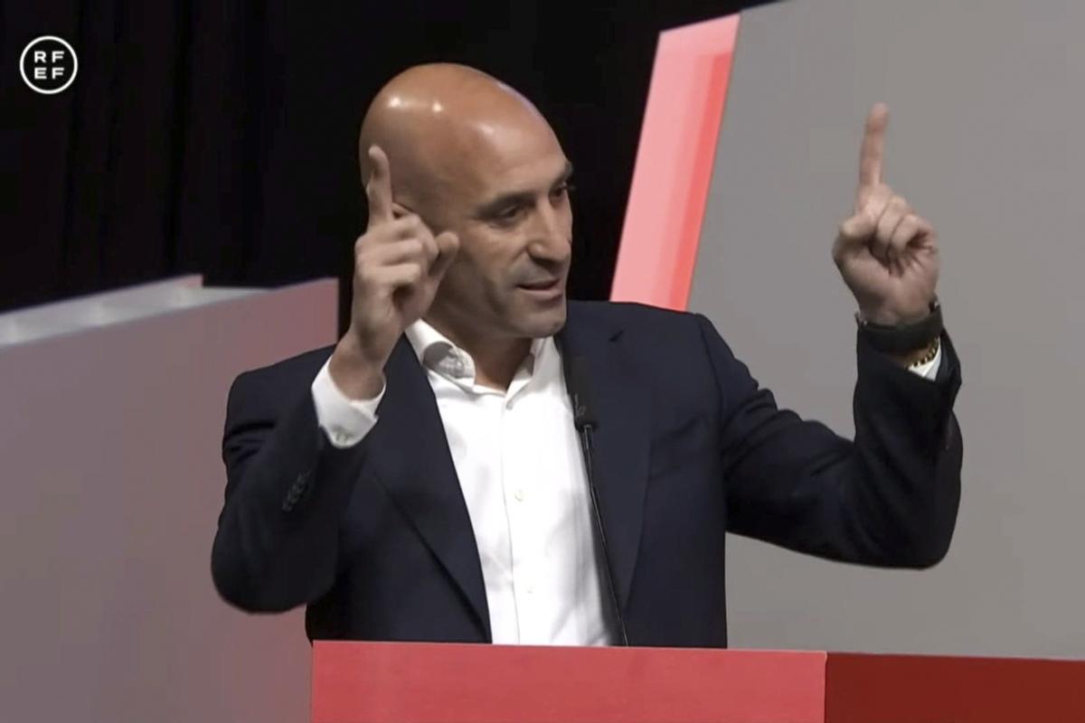 El CE Sabadell es posiciona en el 'cas Rubiales'