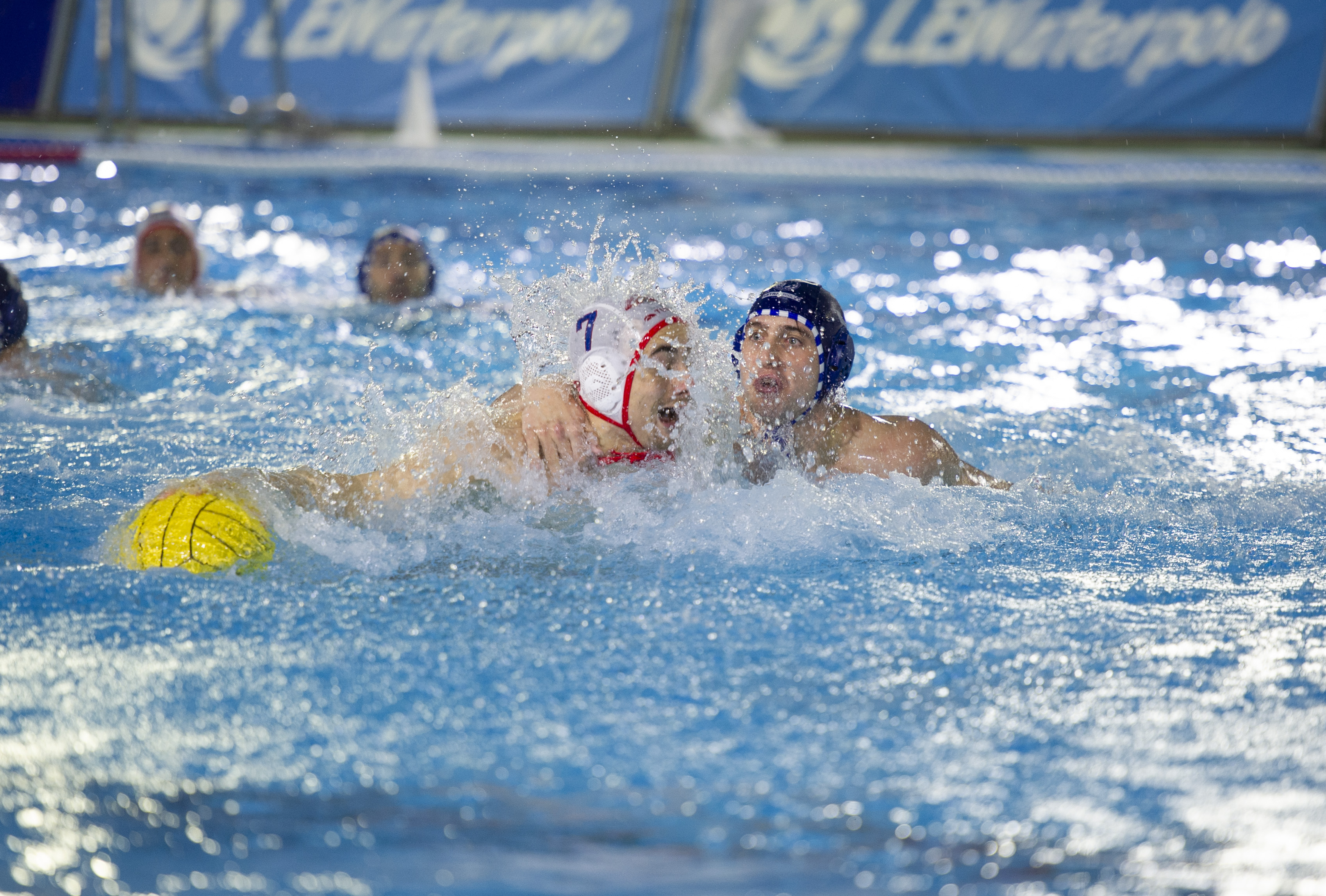 Perillosa derrota del CN Terrassa al derbi de waterpolo