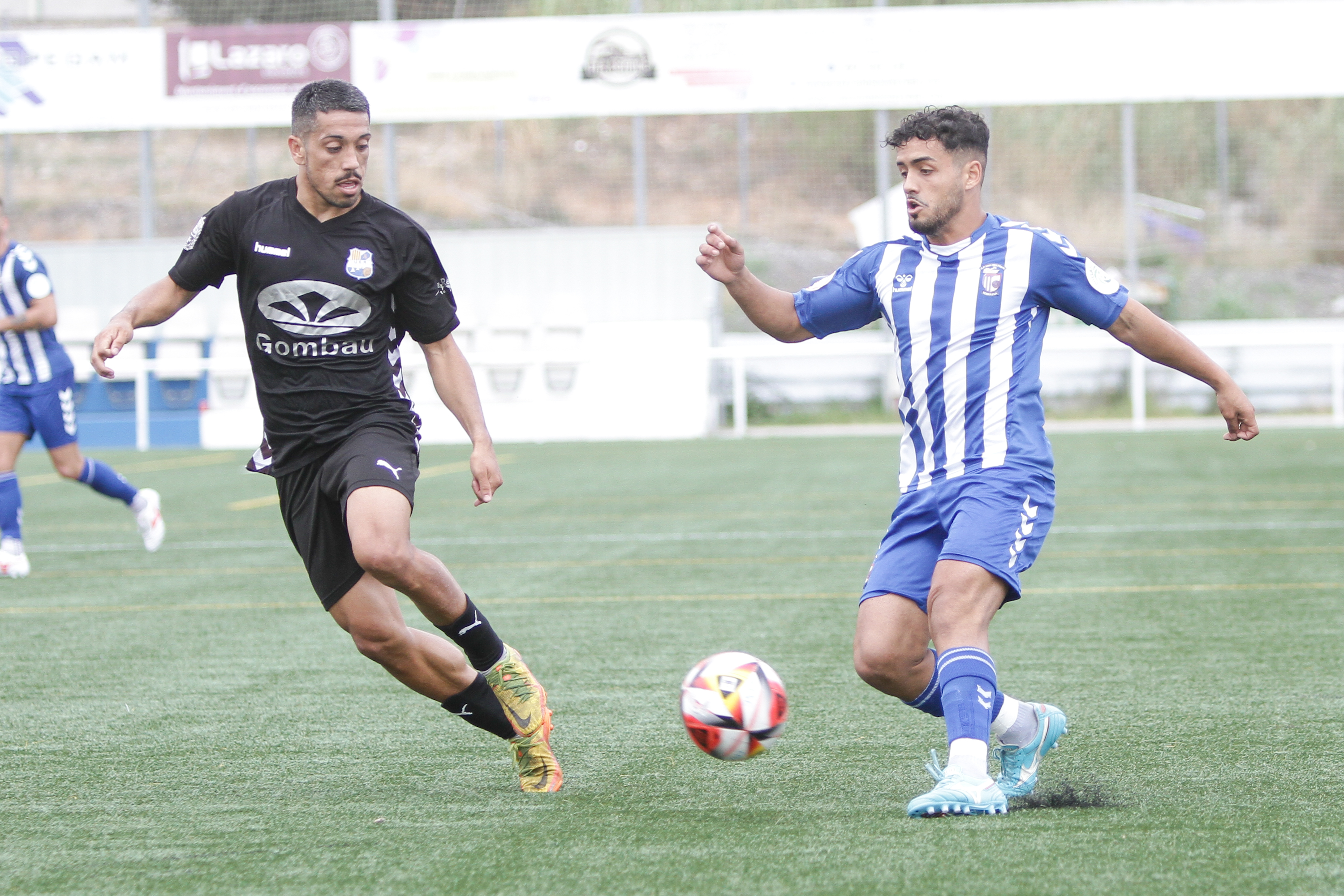 Dos gols en contra a la primera meitat condemnen al San Cristóbal