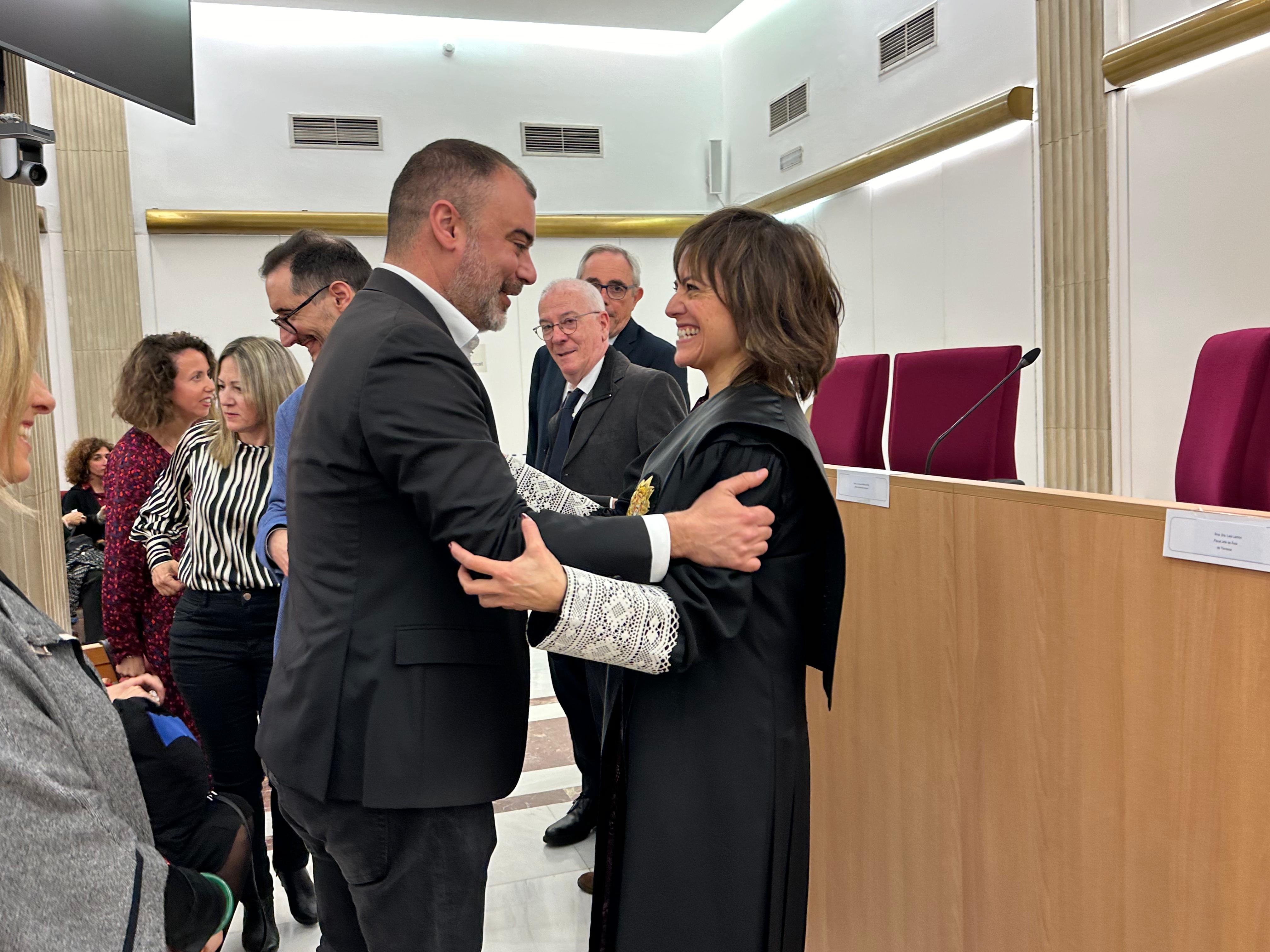 Terrassa ja té nova Fiscal Cap: Laia Ladrón