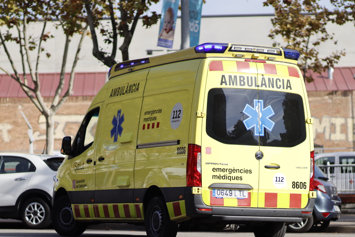 Ferit un repartidor en una topada amb un cotxe