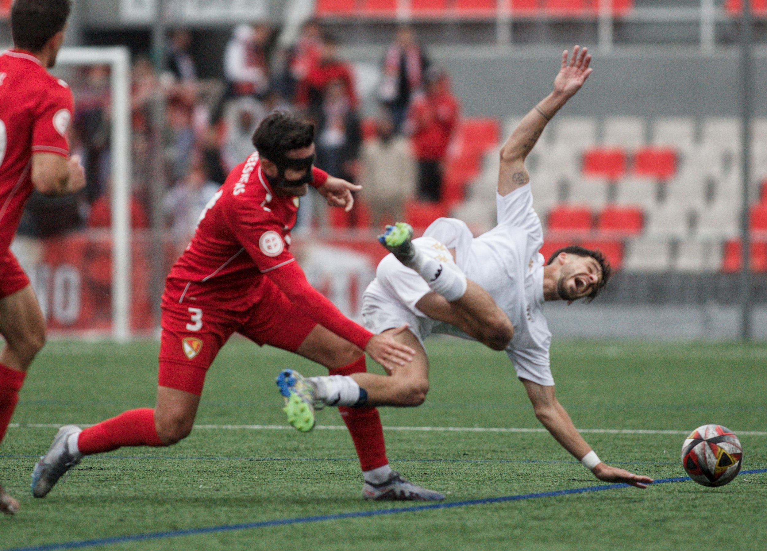 El Terrassa FC cau amb un gol del rival al temps afegit