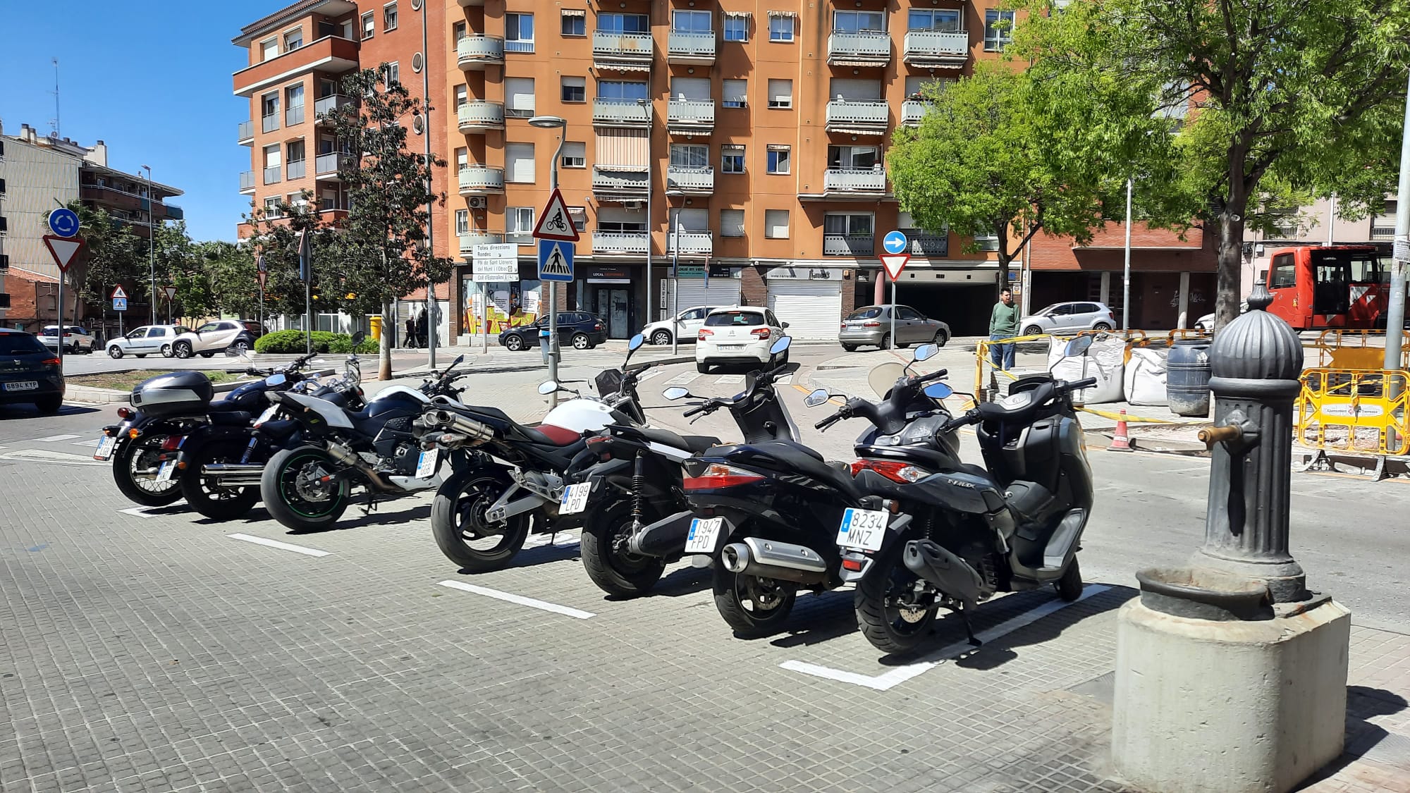Noves places d'aparcament per a motos