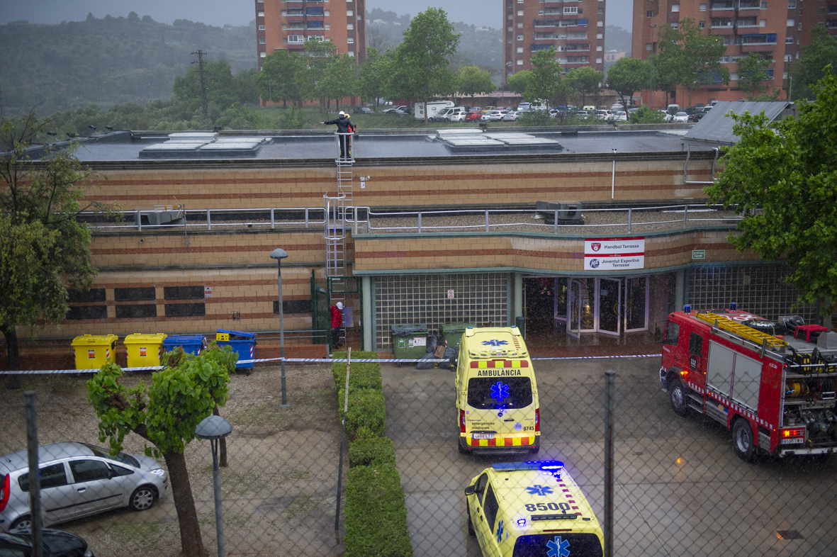 Terrassa registra una cinquantena d’incidències relacionades amb la forta pluja
