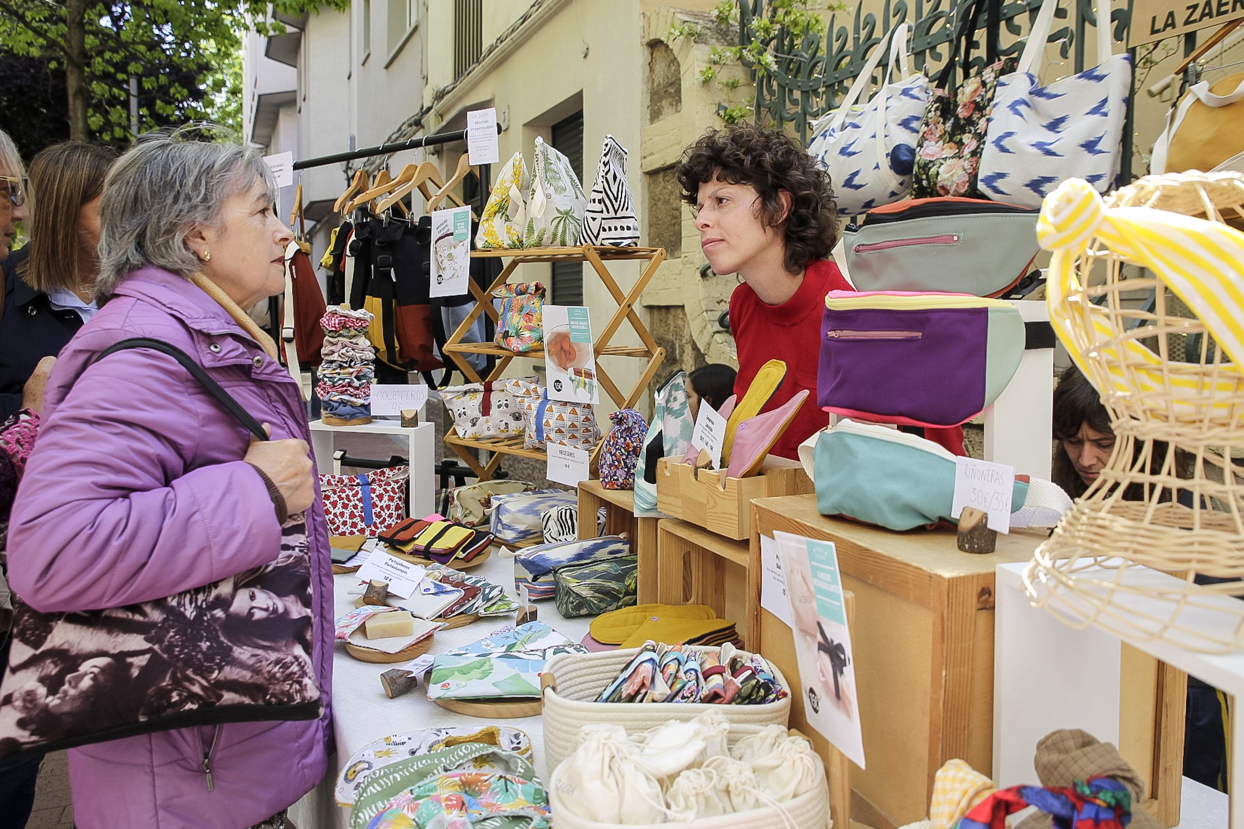FOTOS | Fira de la Primavera del carrer de Volta