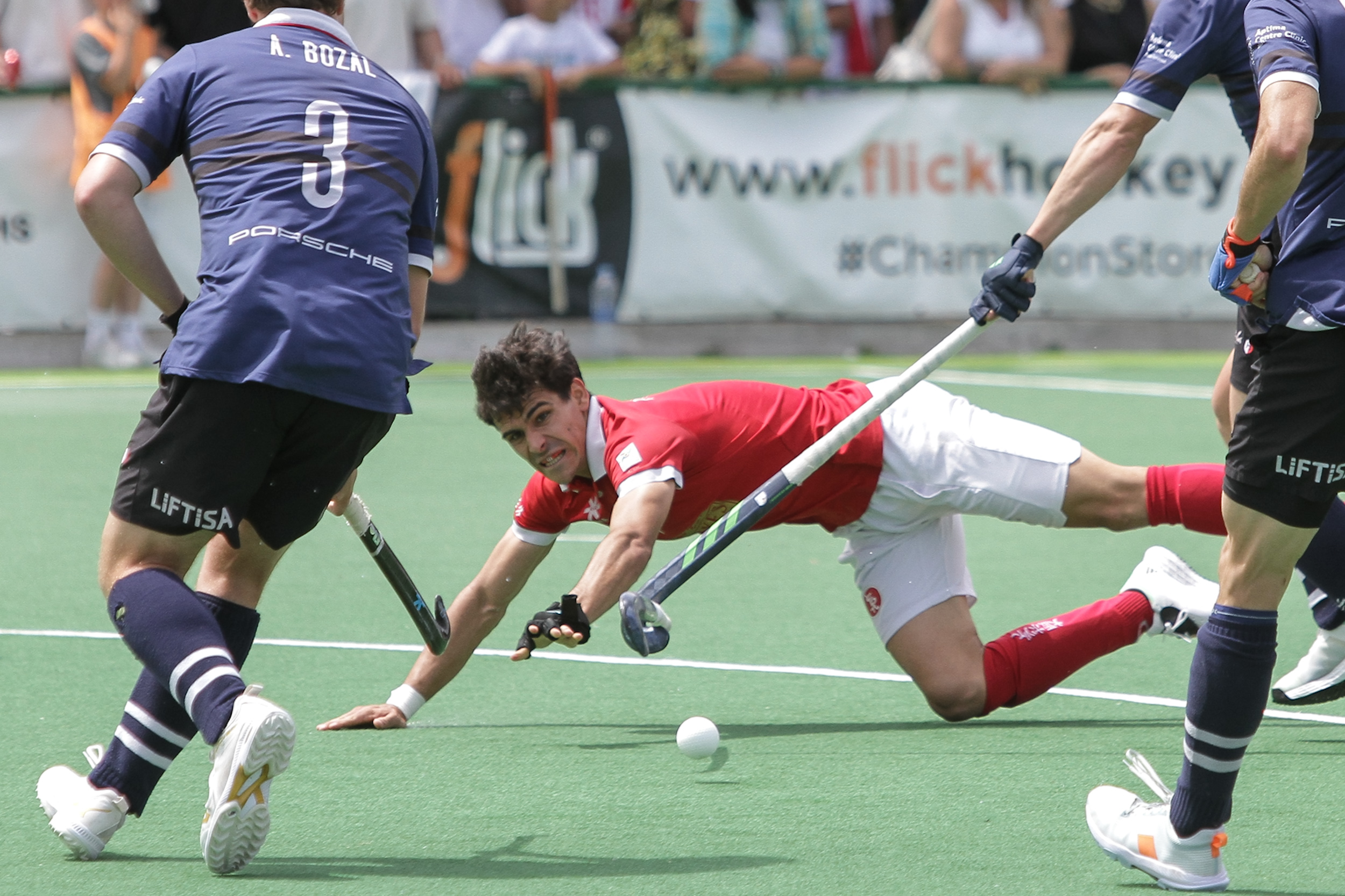 Ple de victòries dels tres equips terrassencs a la lliga masculina de hockey