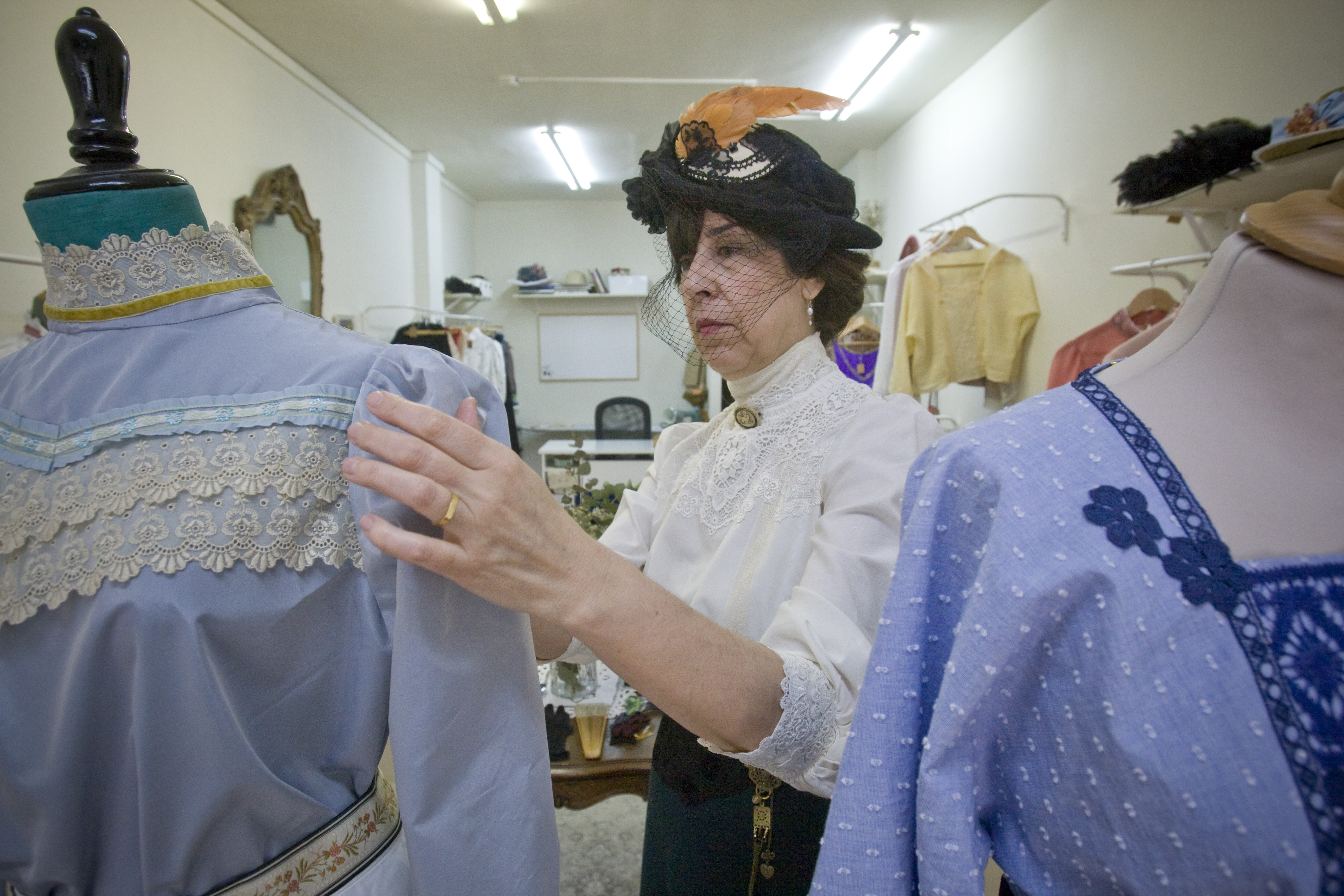 Un armari modernista per triar i remenar