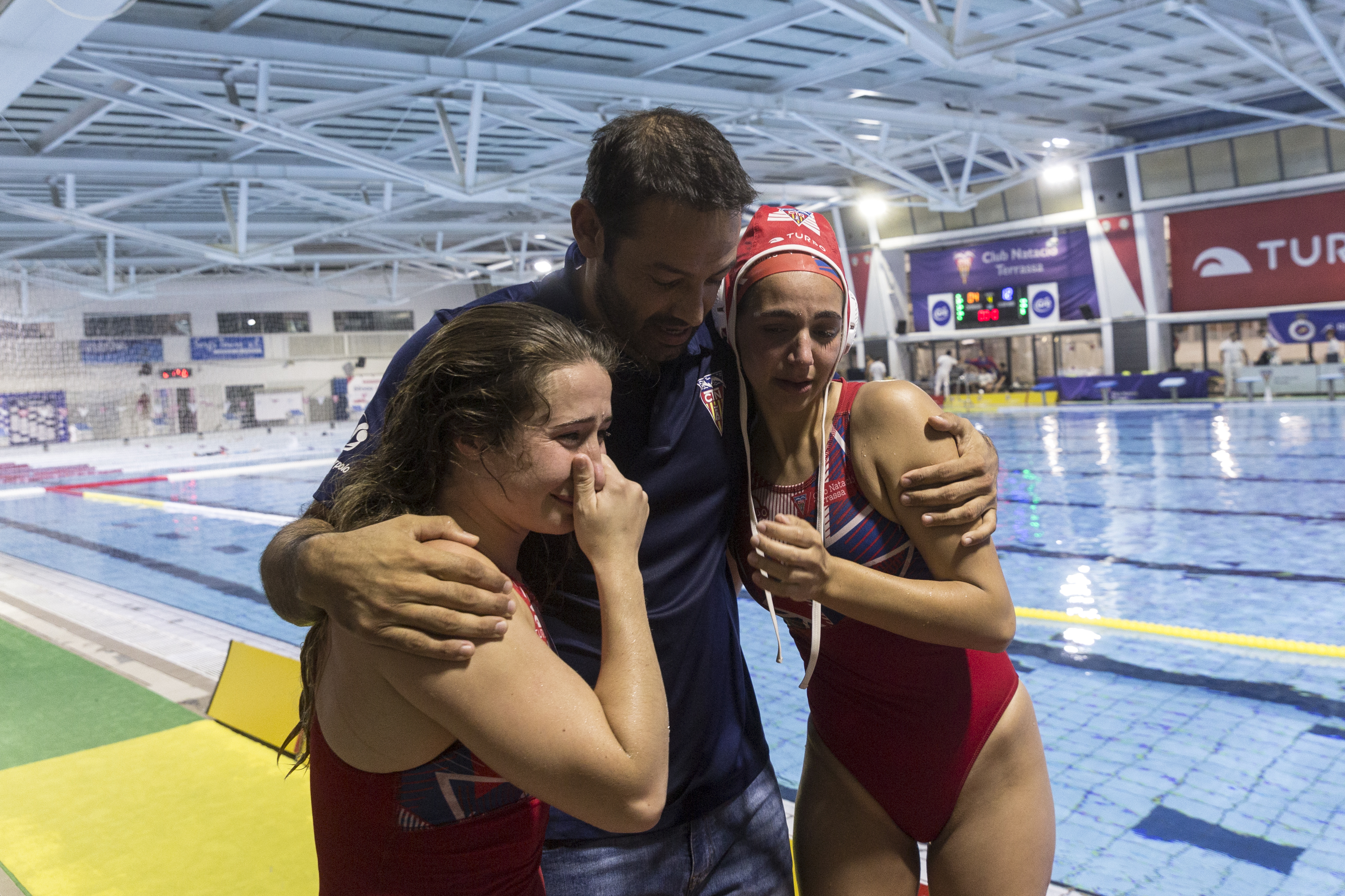 Tres jugadores més del CN Terrassa anuncien la seva marxa