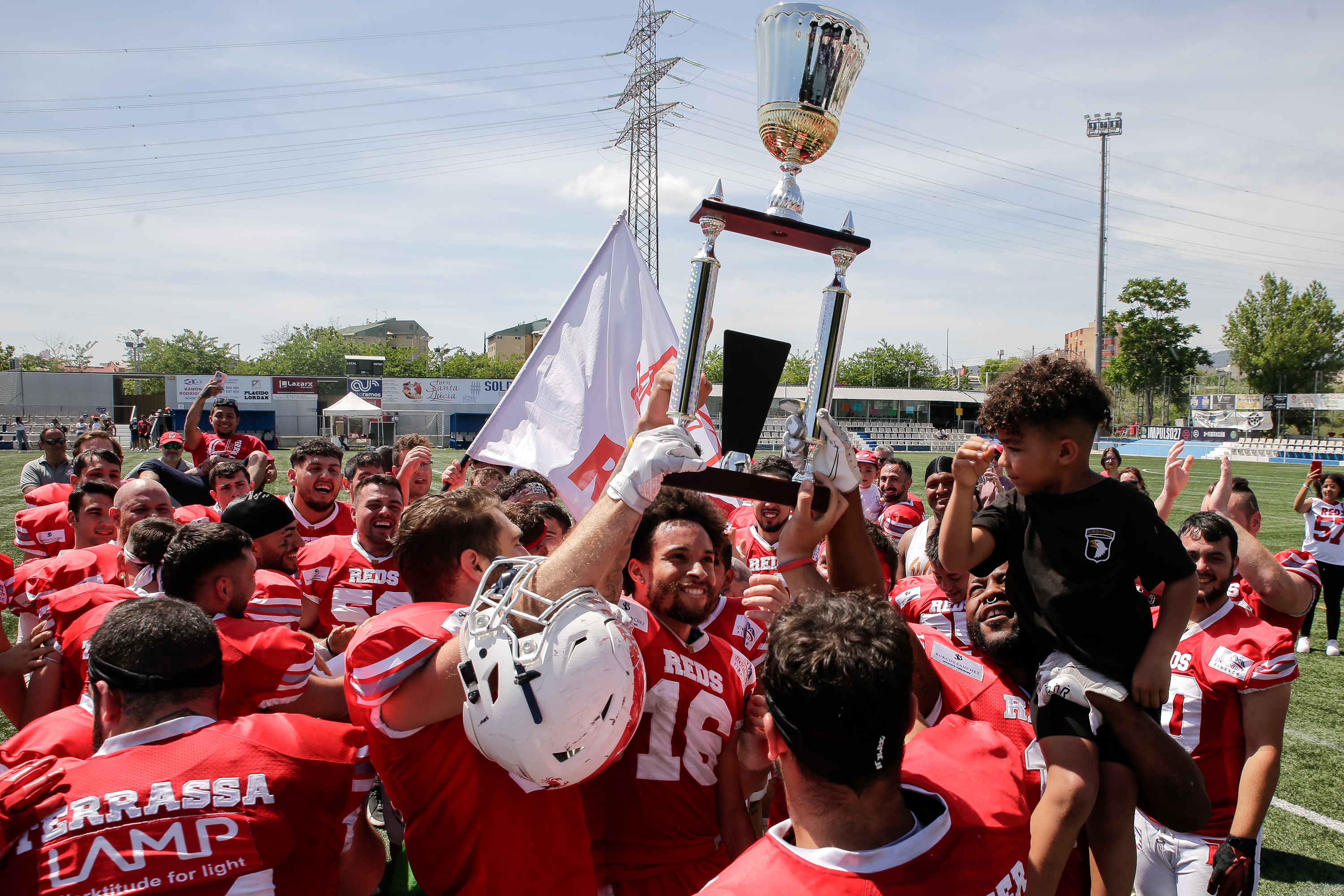 FOTOS | Terrassa Reds, campions de la Sèrie “B”