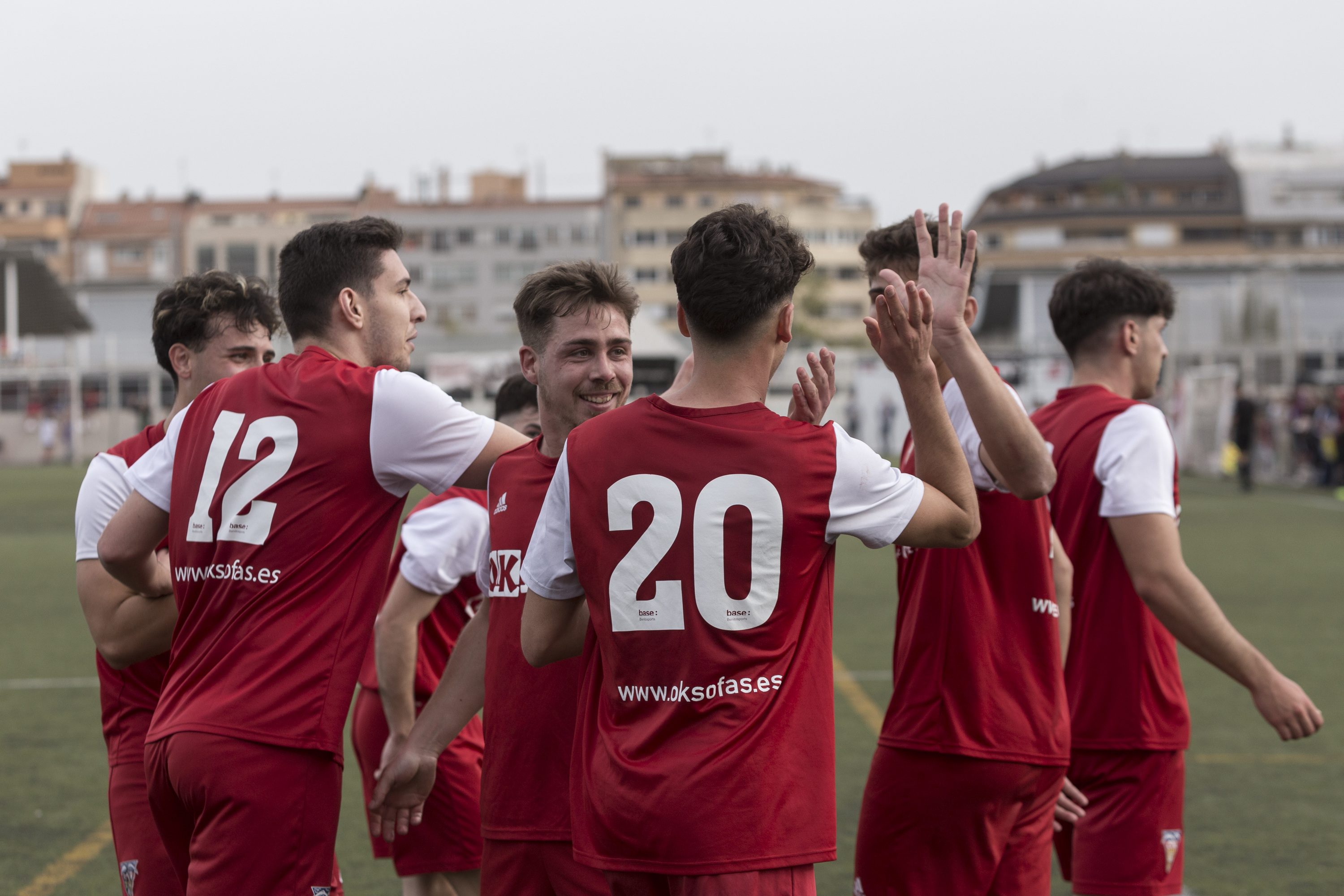 El Natació s’imposa a Navàs i segueix líder