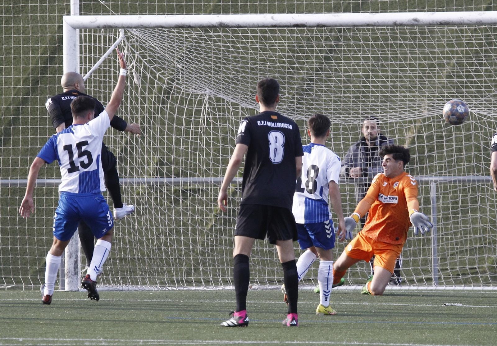 El CE Sabadell “B” cau davant del líder a Olímpia