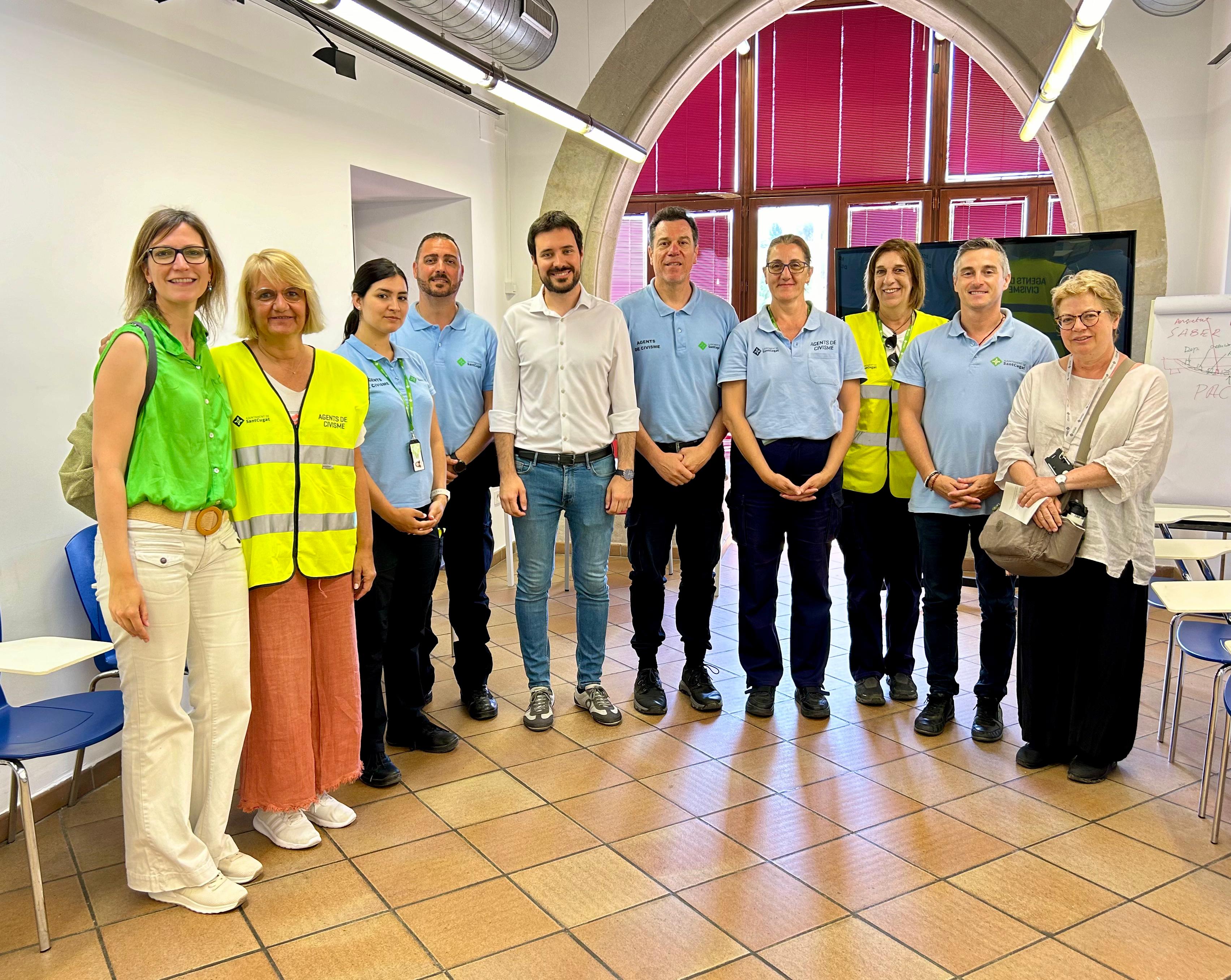 Vuit nous agents de civisme a Sant Cugat