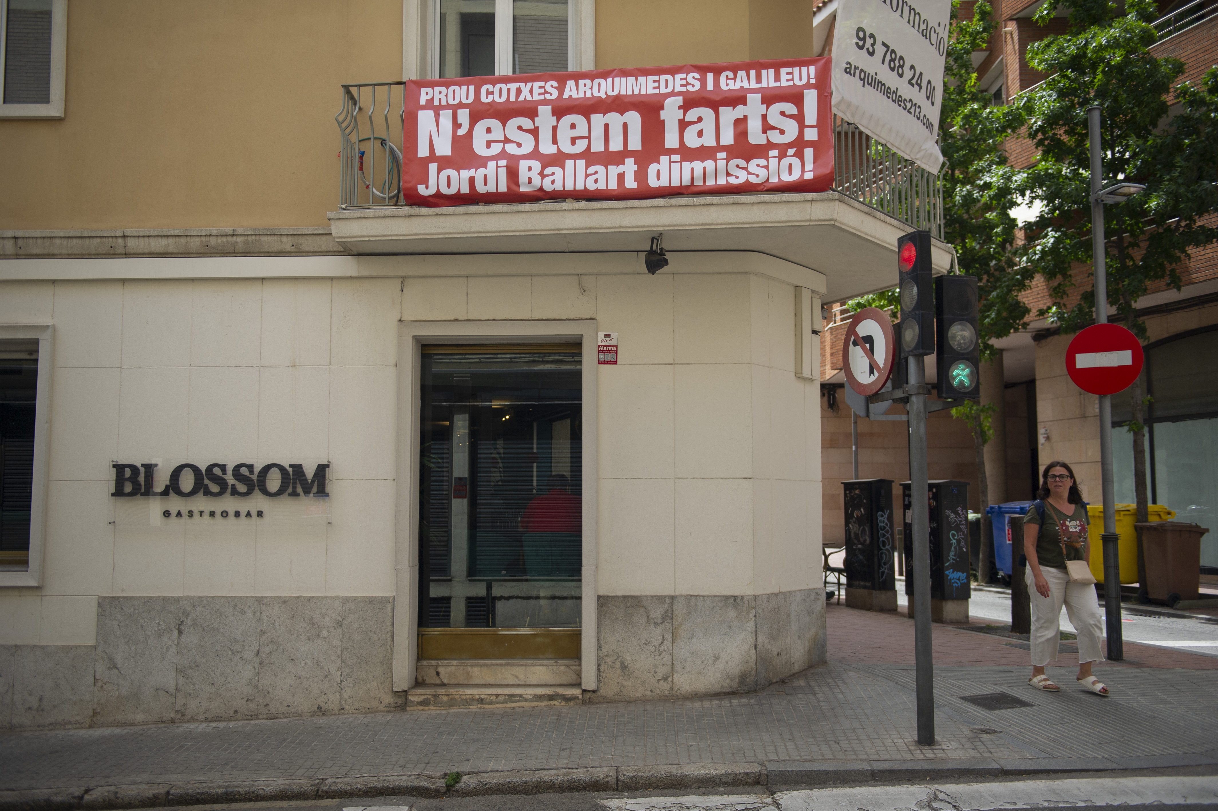 Els veïns d’Arquimedes i Galileu reactiven la protesta per Festa Major