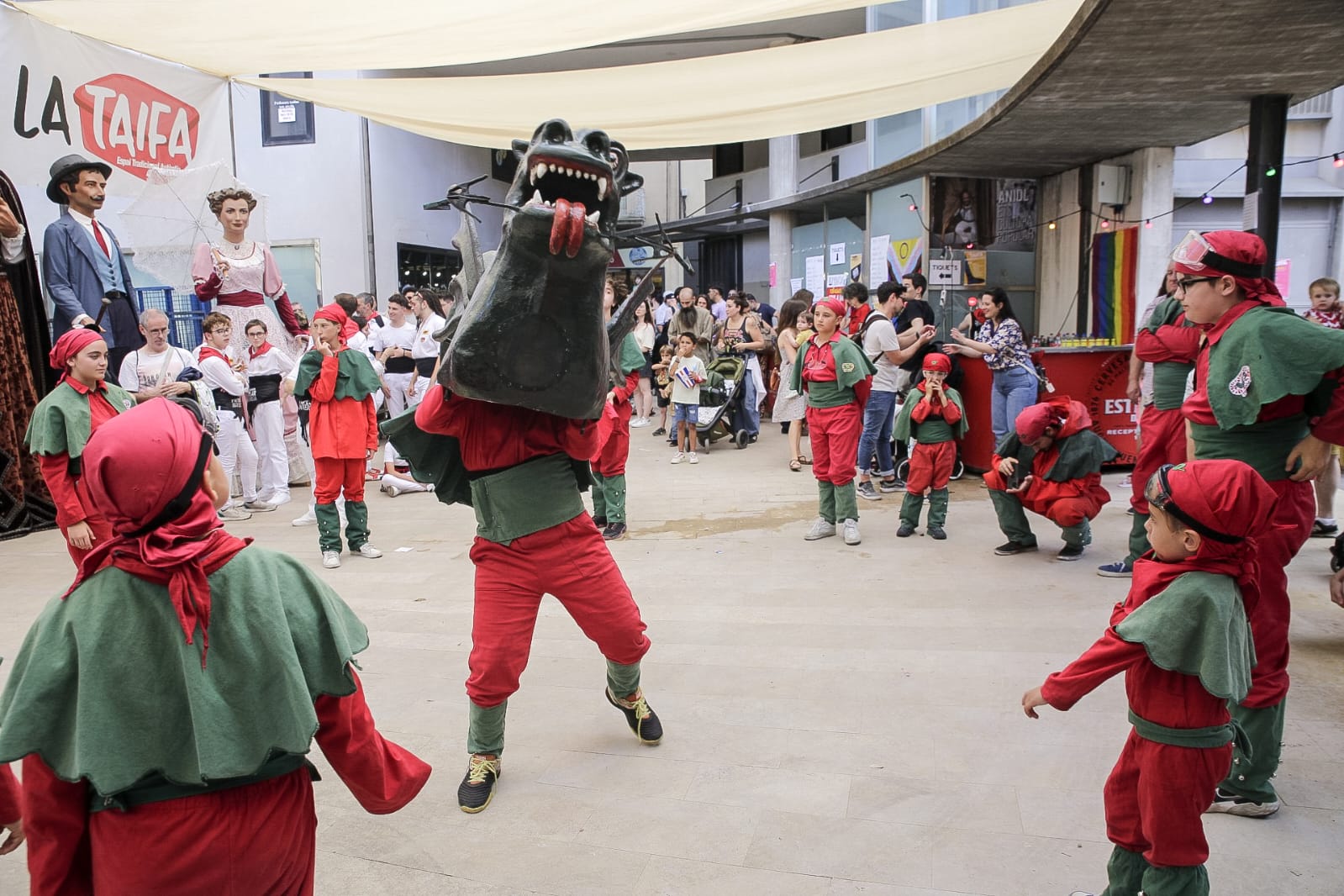 La Taifa, cau de la cultura popular i de la música compromesa
