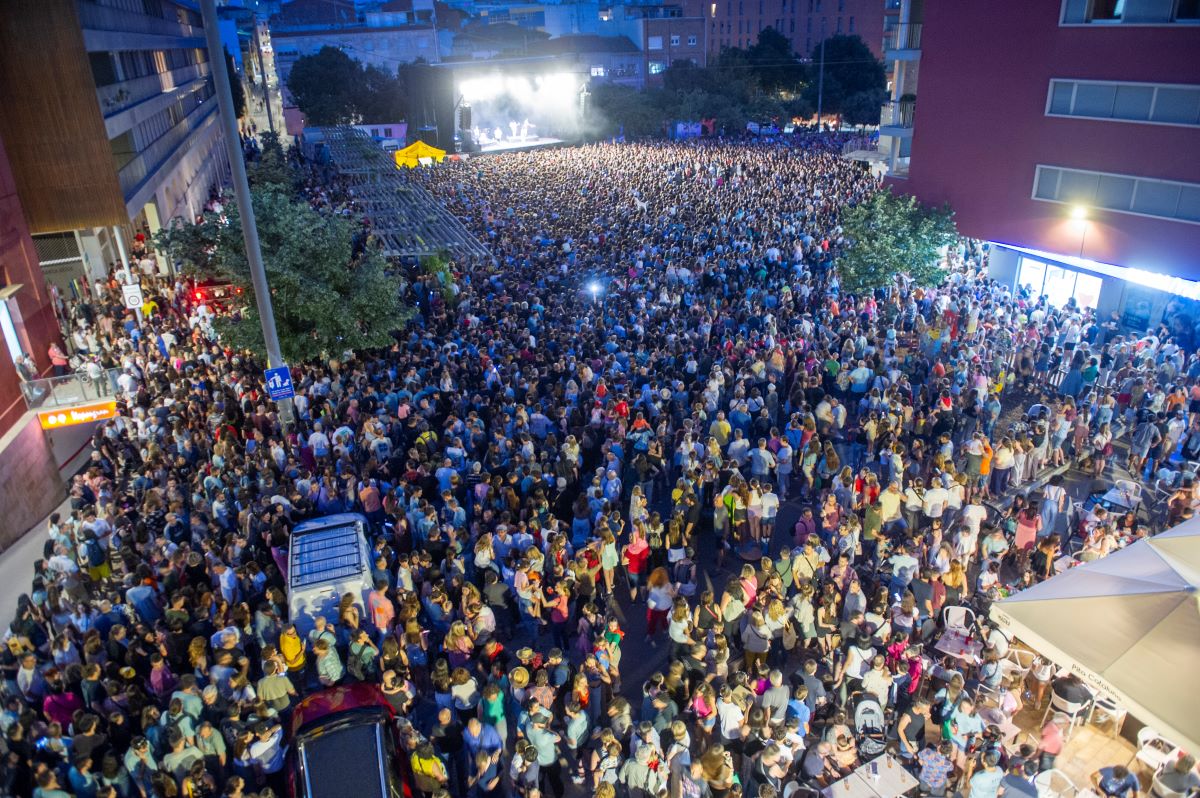 Places plenes en una Festa Major que frega l’èxit total - 