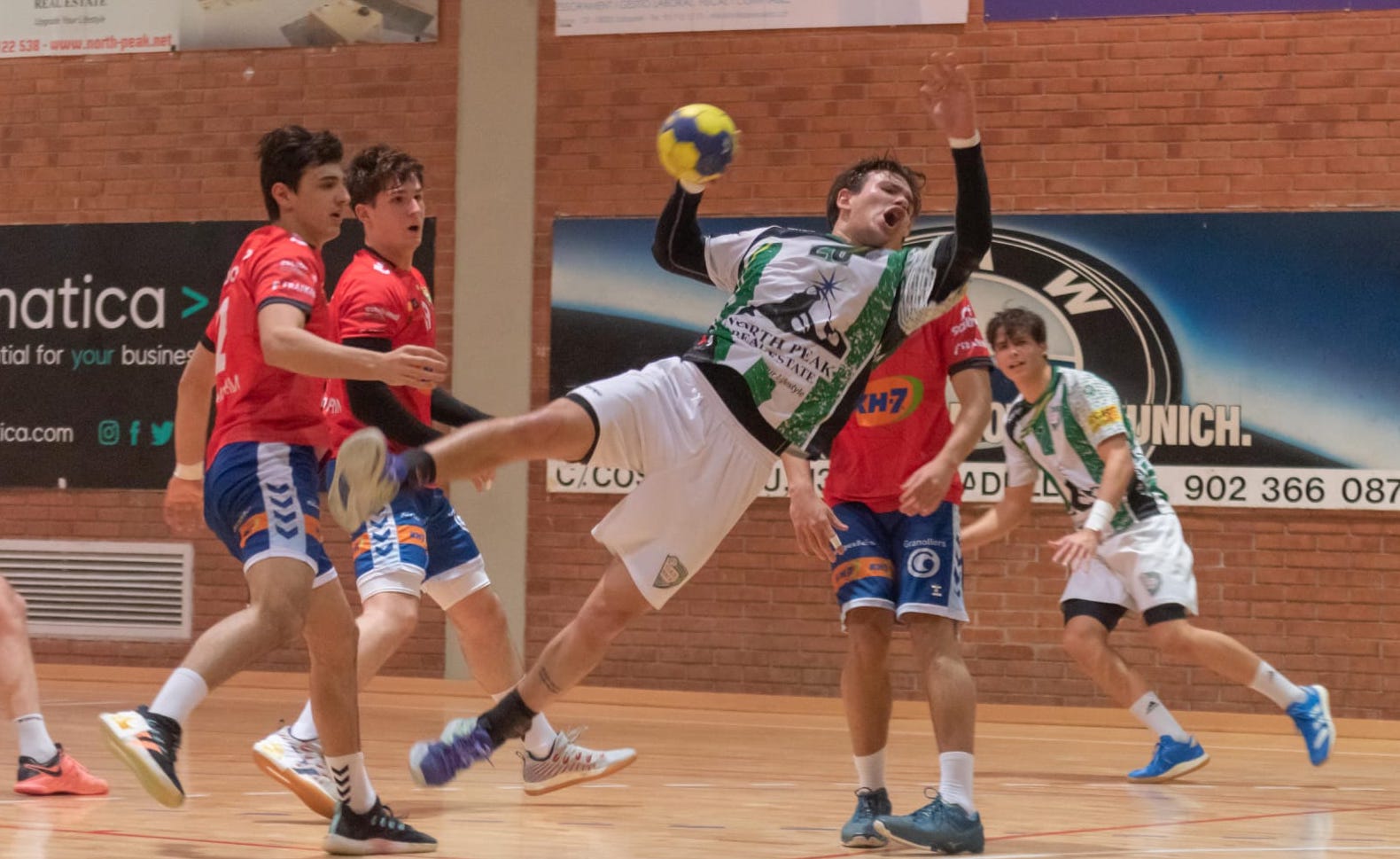 L'OAR Gràcia Sabadell afronta un doble duel apassionant al seu pavelló
