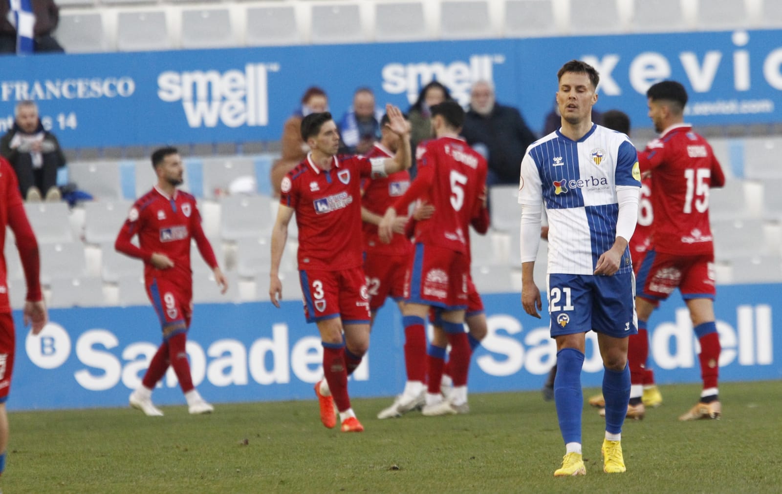 Greu ensopegada del Sabadell davant la defensa numantina (0-1)