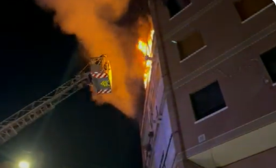 Una espelma provoca un incendi a un pis de Ca n'Oriac