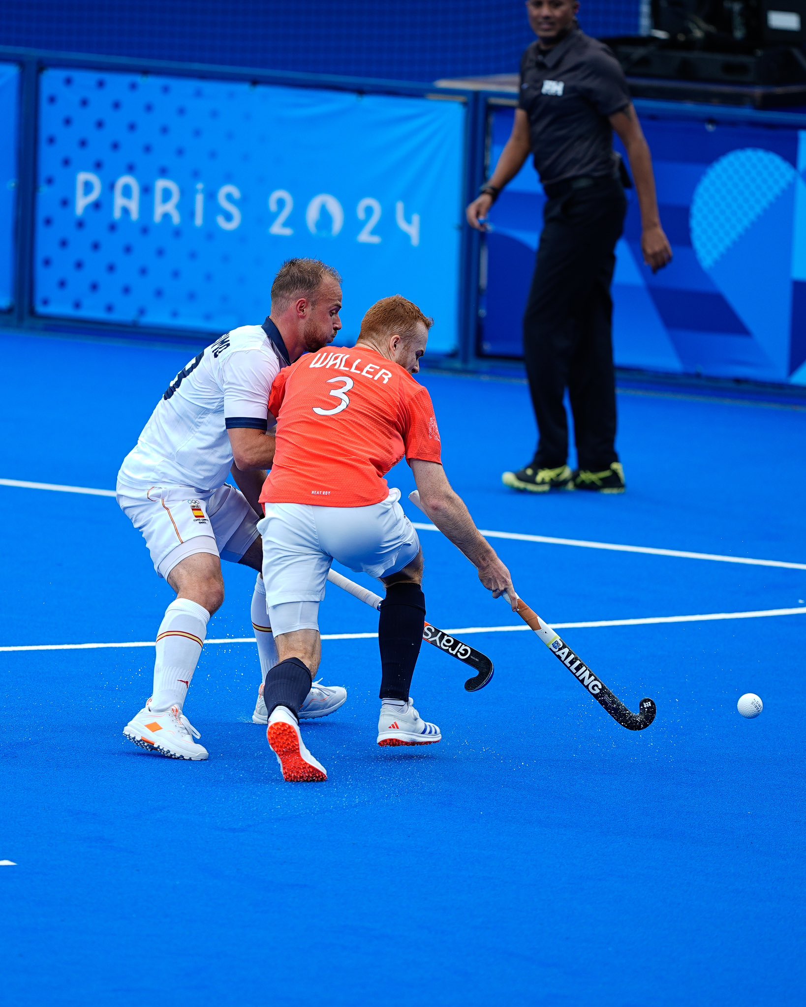 Excessiva derrota de la selecció masculina en el seu debut