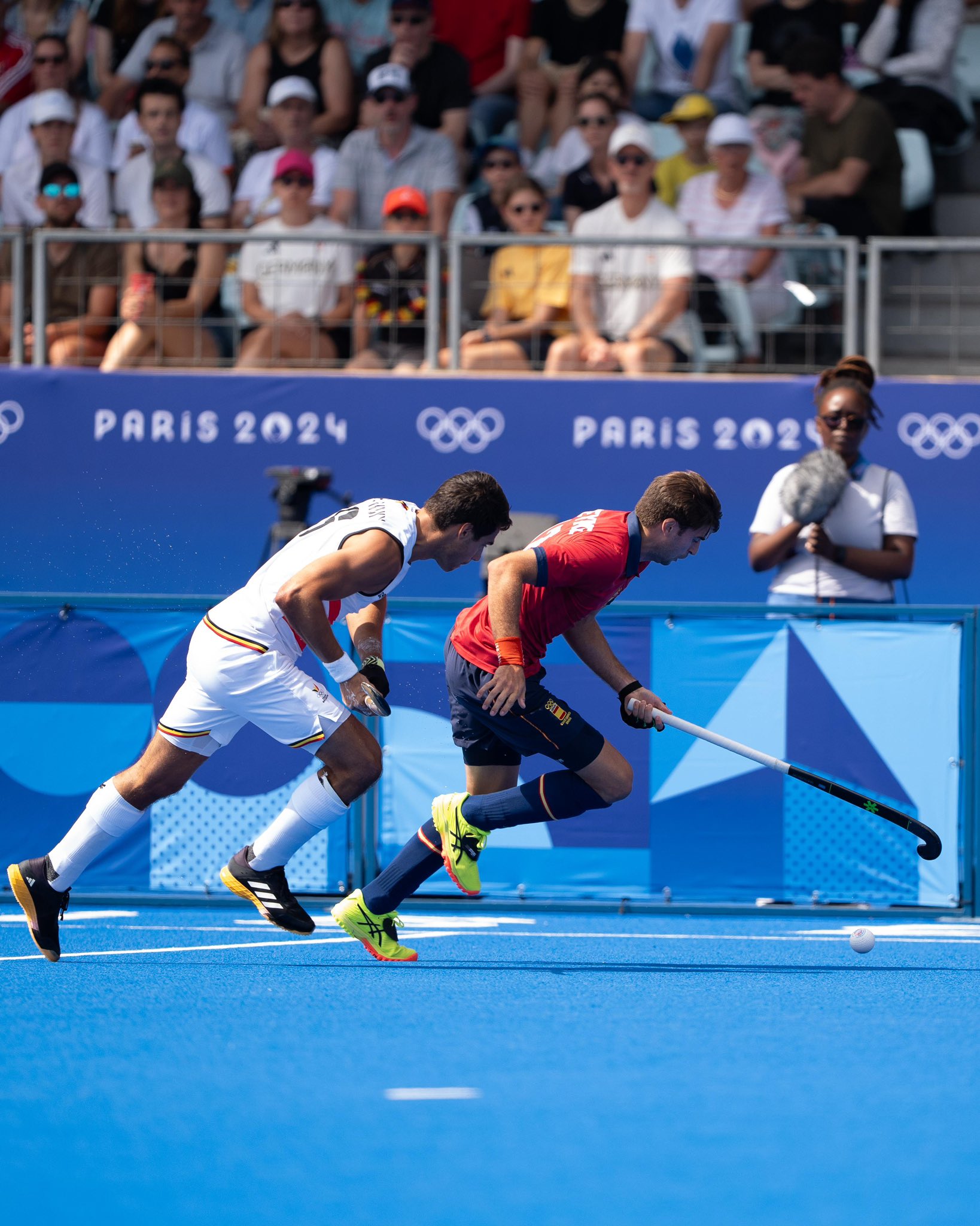 Espanya li baixa els fums a Bèlgica i passa a semifinals