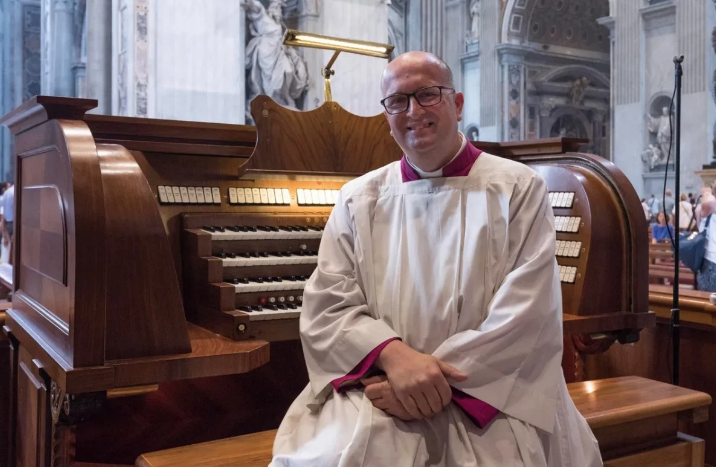 Un sabadellenc, organista oficial del funeral de Benet XVI