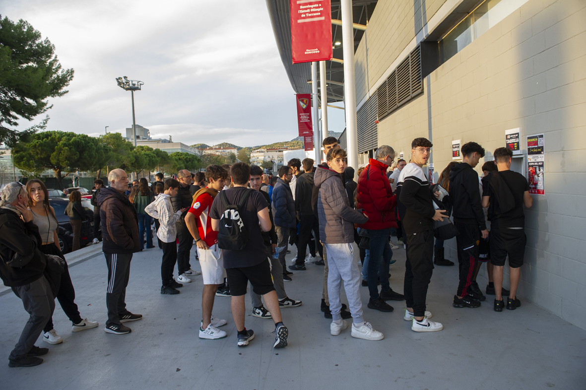El Terrassa FC frega els 700 socis i aspira a superar els 1.000