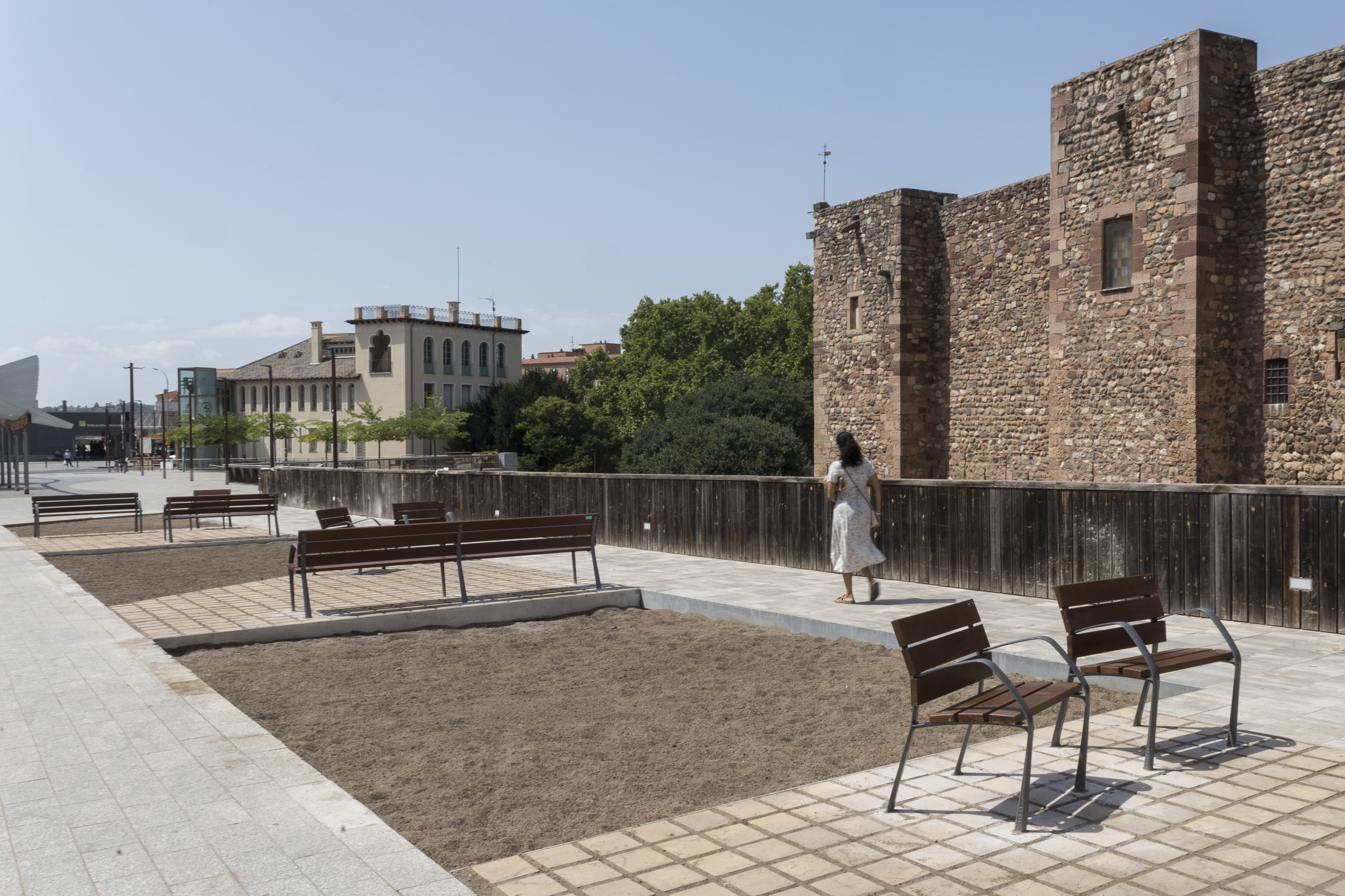 La nova plaça dels Museus, gairebé enllestida