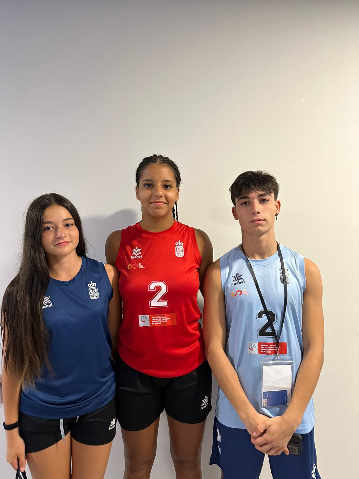 Tres jugadors dels Terrassa Reds, a l'Europeu de futbol flag de Belgrad