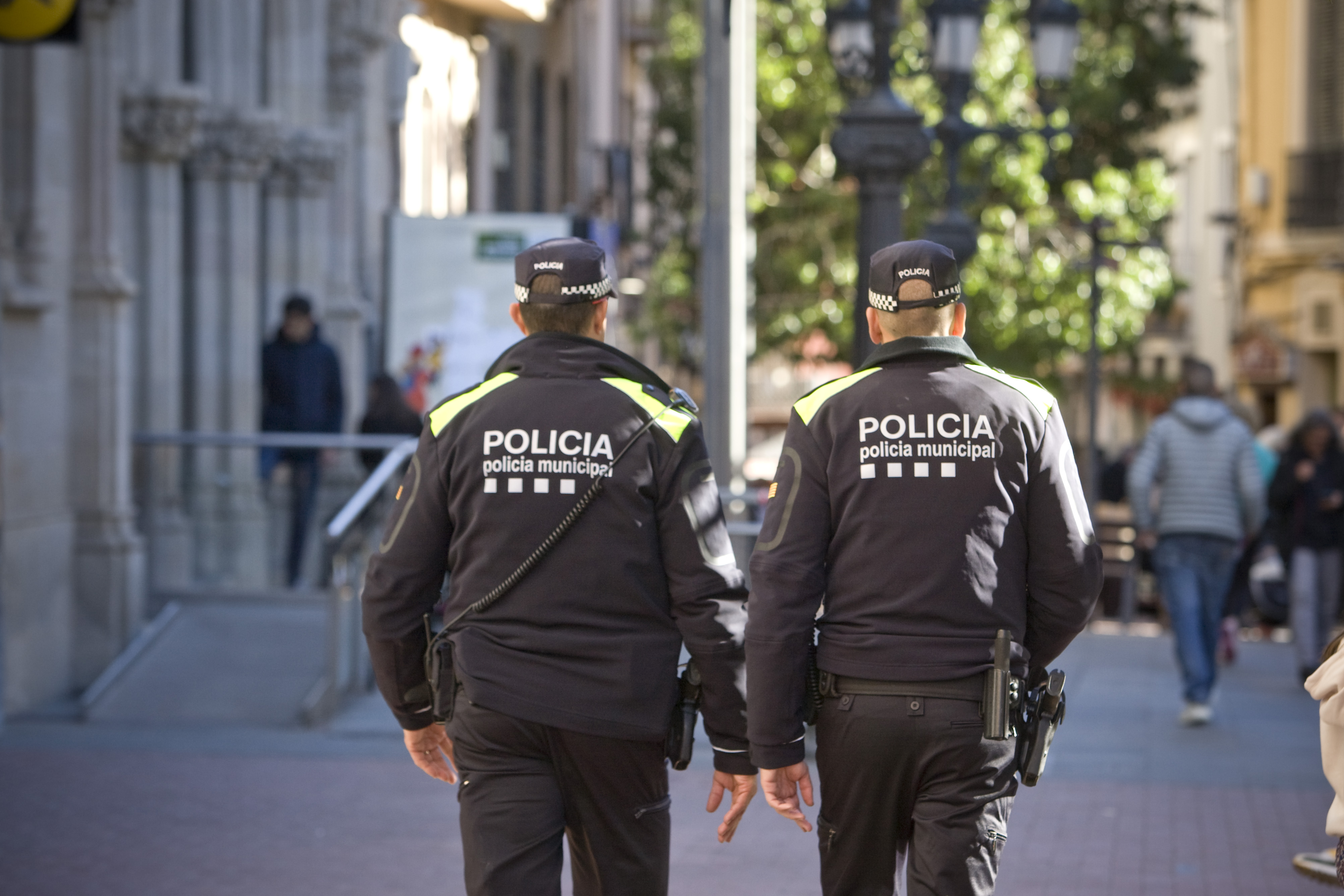 Dos detinguts per un robatori amb força en un bar de Terrassa