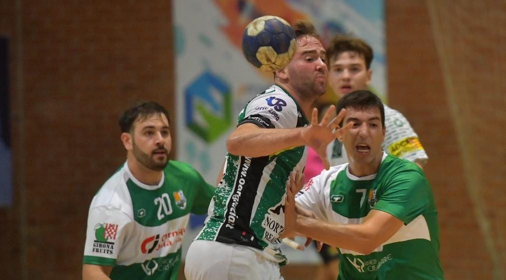 La remuntada de l'OAR Gràcia Sabadell no té premi (33-31)