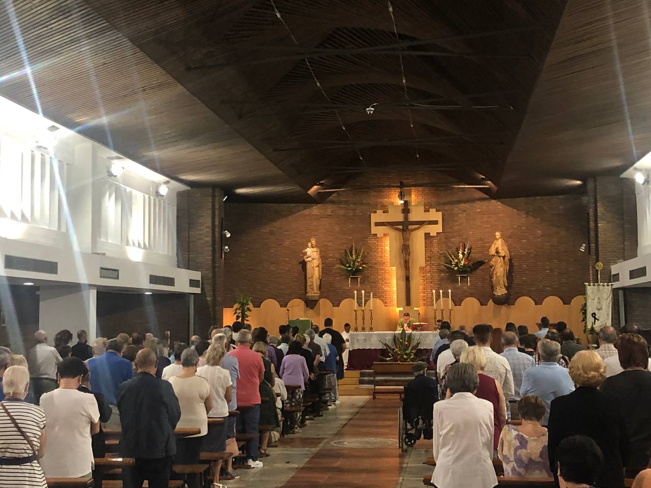 L’Hermandad Virgen de la Fuensanta realitza un homenatge pòstum a Vicente Lorente