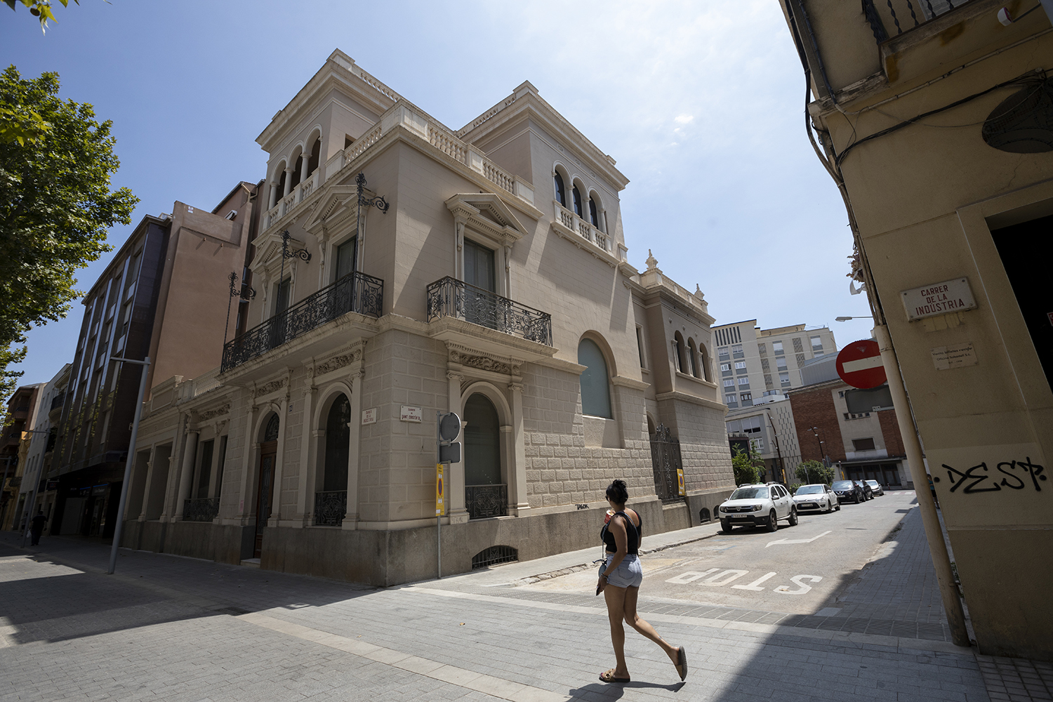 Pacificaran el carrer de Sant Cristòfol en unes obres llampec