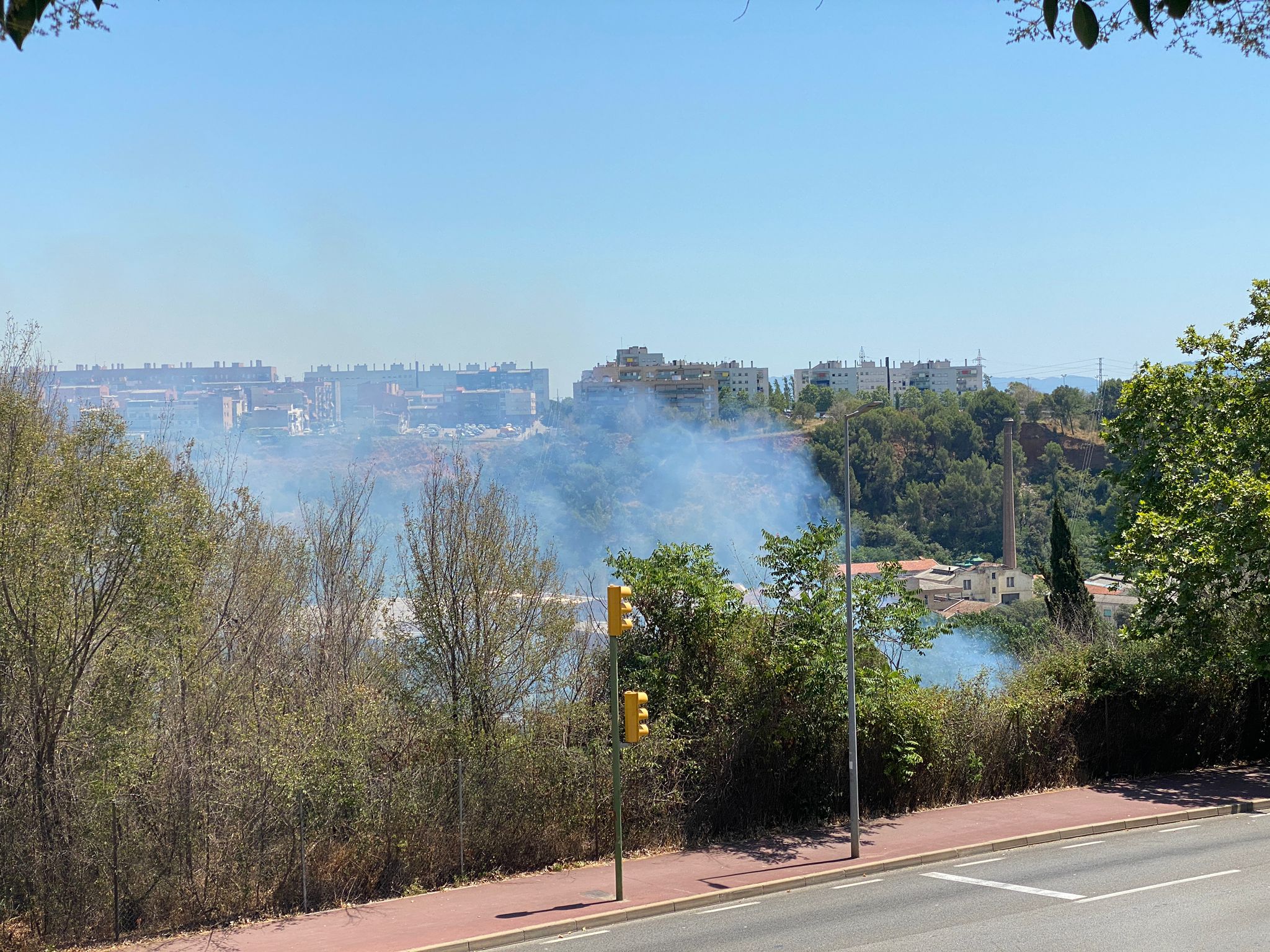 Ferit un bomber en l'incendi de Torre-romeu