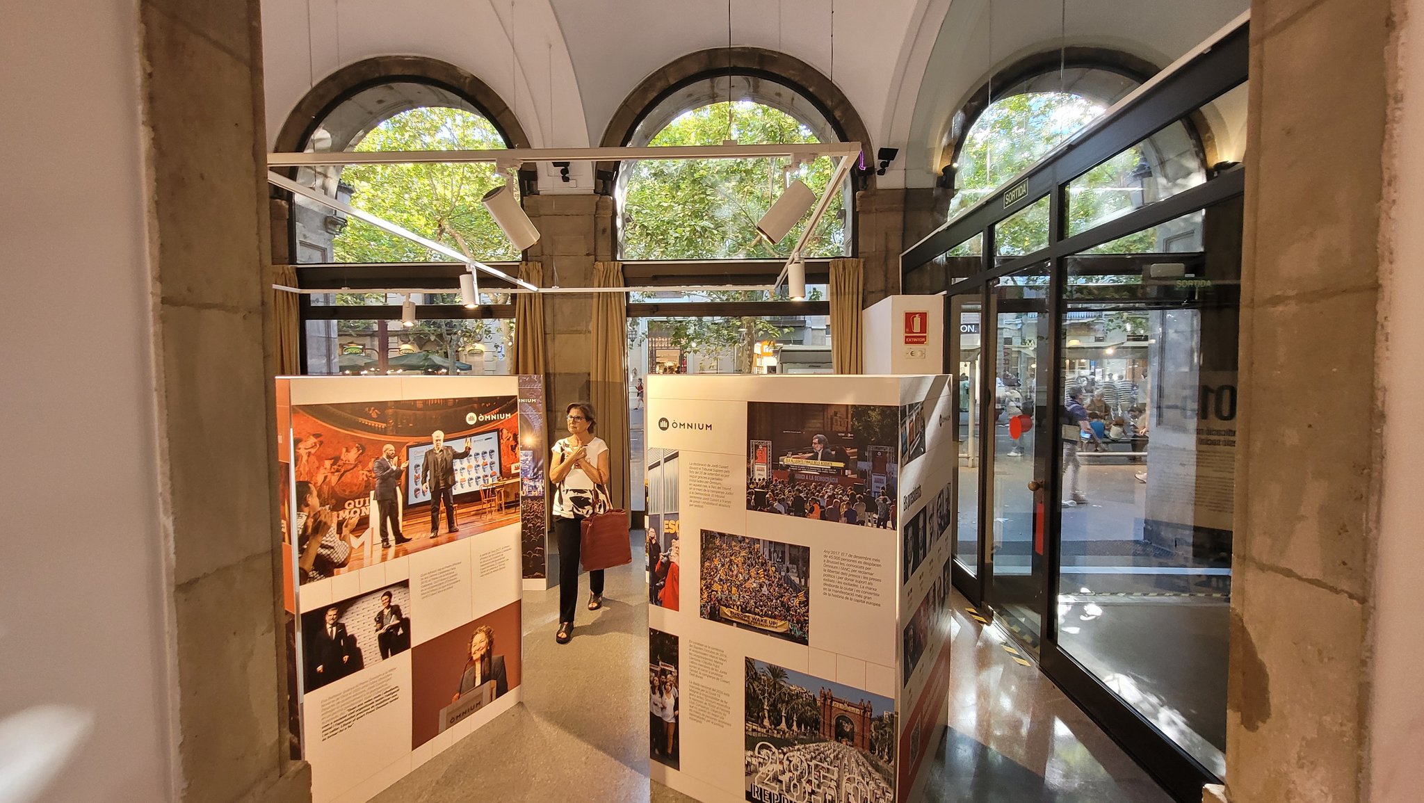 Òmnium Cultural Sabadell celebra els 50 anys revivint lluites