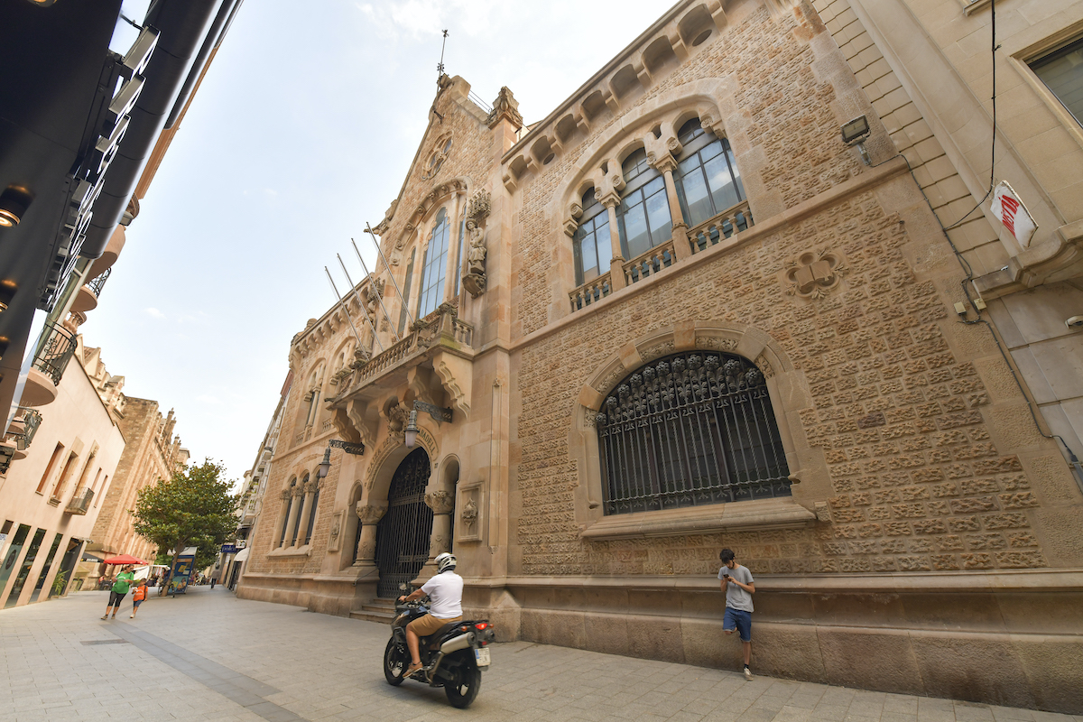 Toc d’atenció de l’antiga Caixa Sabadell