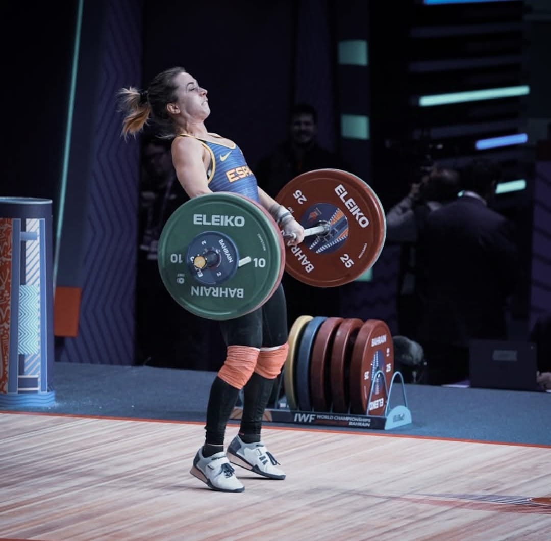 Sira Armengou, setena al Mundial d'halterofília