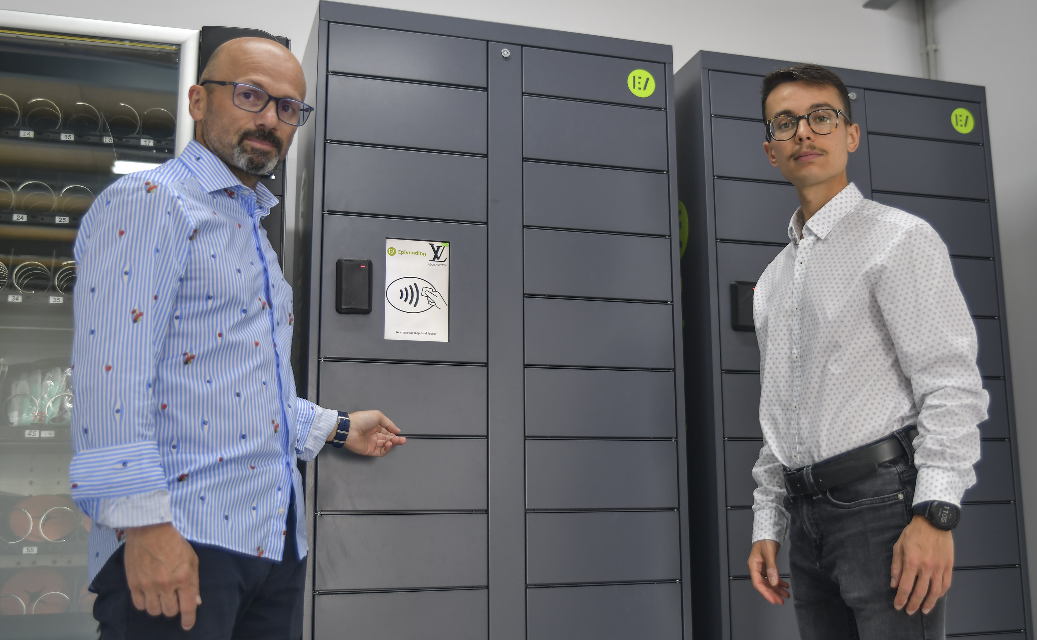 Màquines expenedores per automatitzar l’entrega d’EPIs