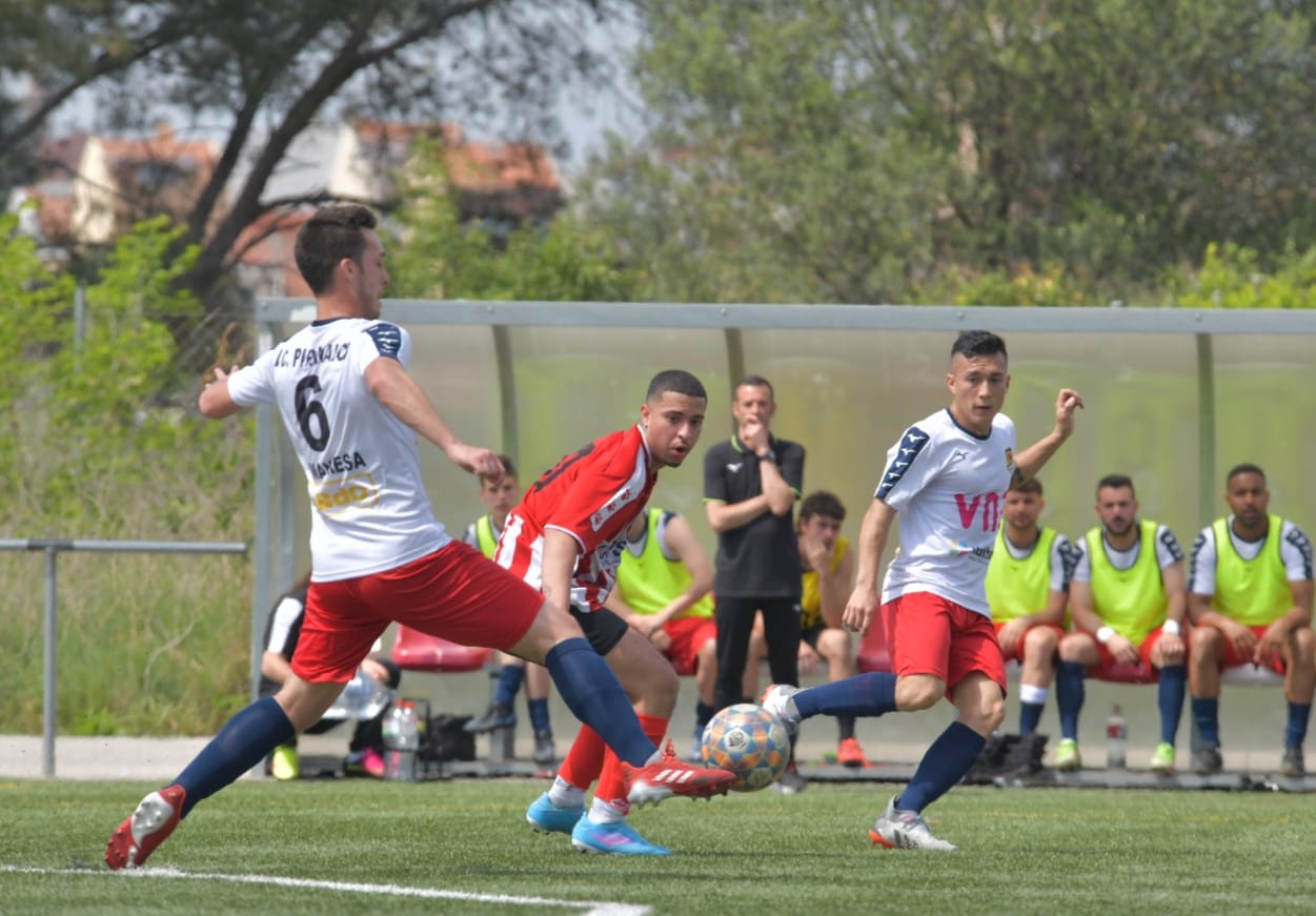 El Tibidabo treu un punt valuós davant del Pirinaica (0-0)